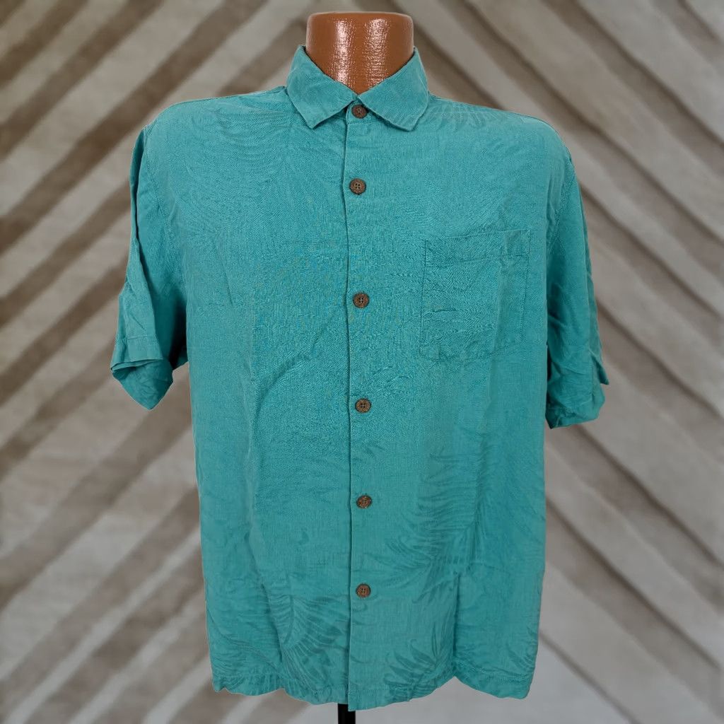 Tommy Bahama VINTAGE Tommy Bahama Shirt Men Medium Palm Frond Silk Jacquard Hawaiian Aloha Minimal Shirt Mens Medium Blue Silk Jacquard Beach Hawaii 90s Size US M / EU 48-50 / 2 - 1 Thumbnail