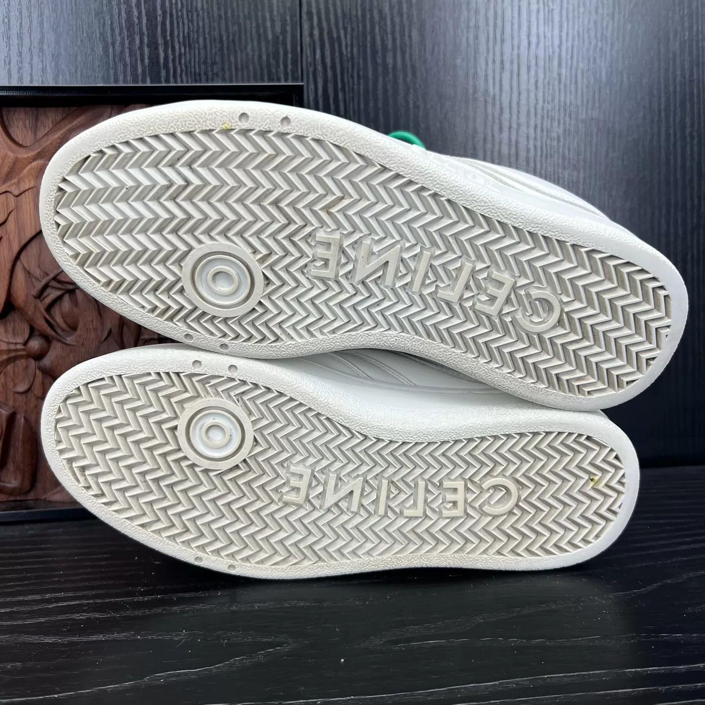 Celine Celine White Low-Top Sneakers Women's 35 Like New With Box Size US 4.5 / IT 34.5 - 4 Thumbnail