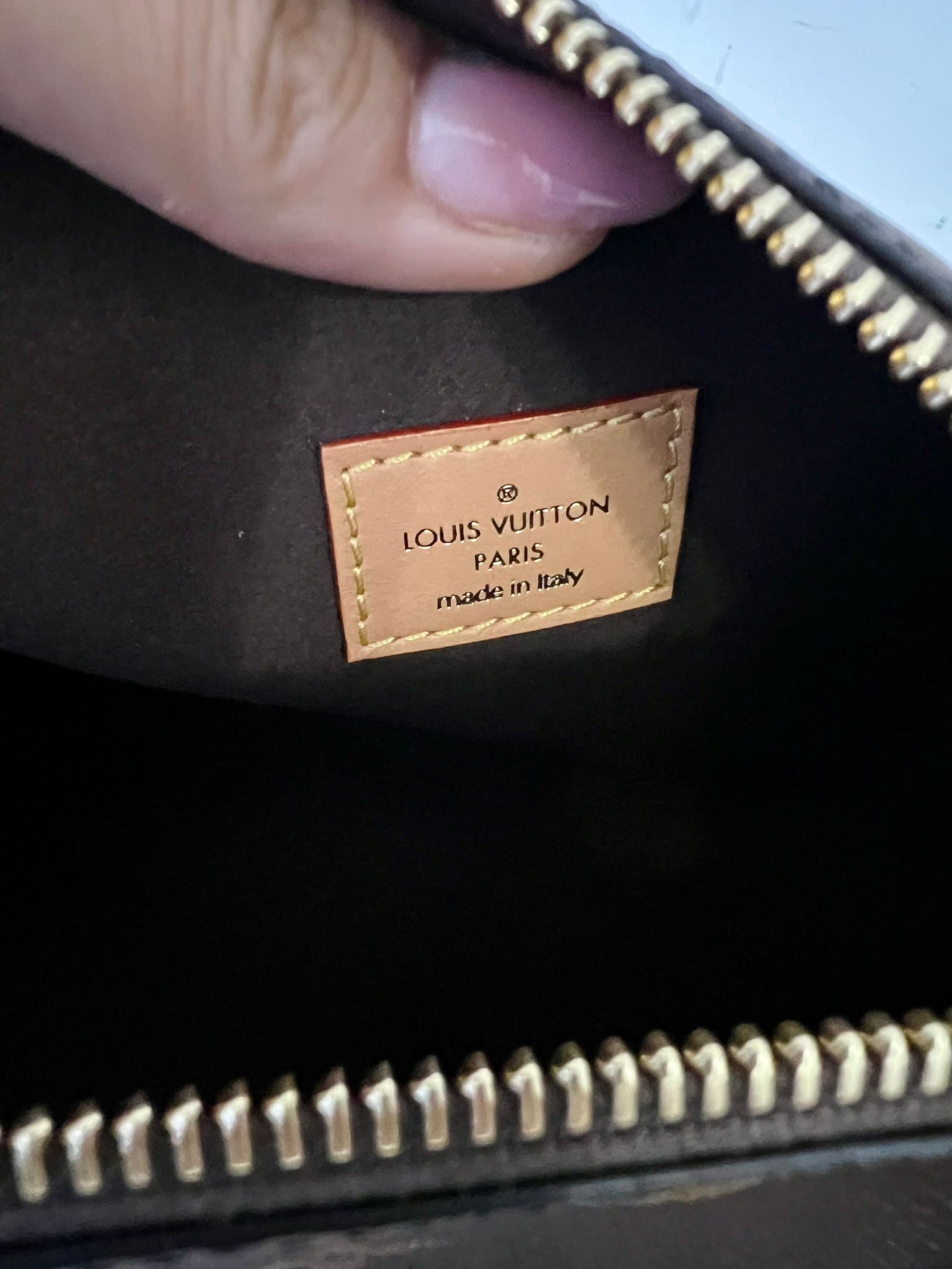 Louis Vuitton Louis vuitton trunk bag MM nWT Size ONE SIZE - 2 Thumbnail
