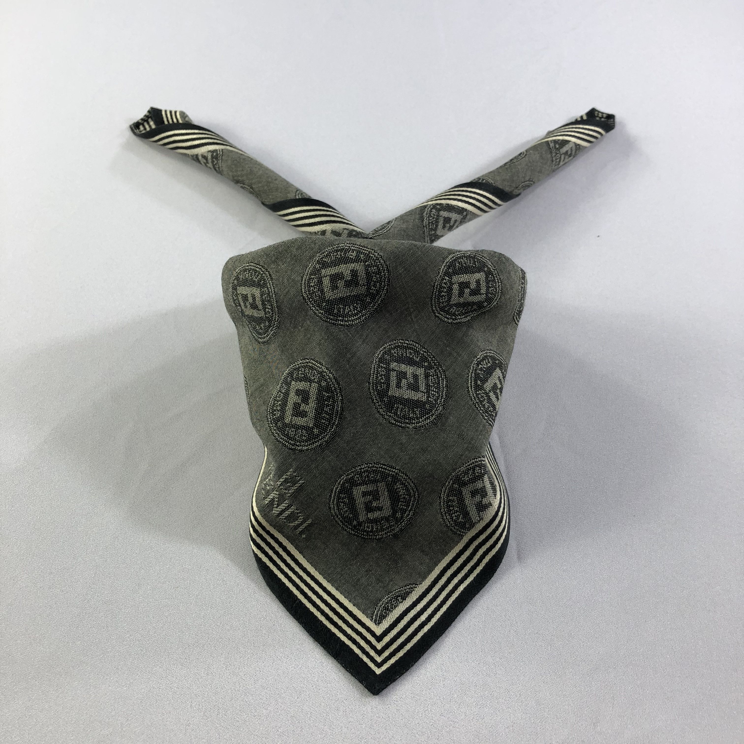 Vintage Fendi Monogram FF Handkerchief Neckerchief Bandana H1777 Size ONE SIZE - 2 Thumbnail