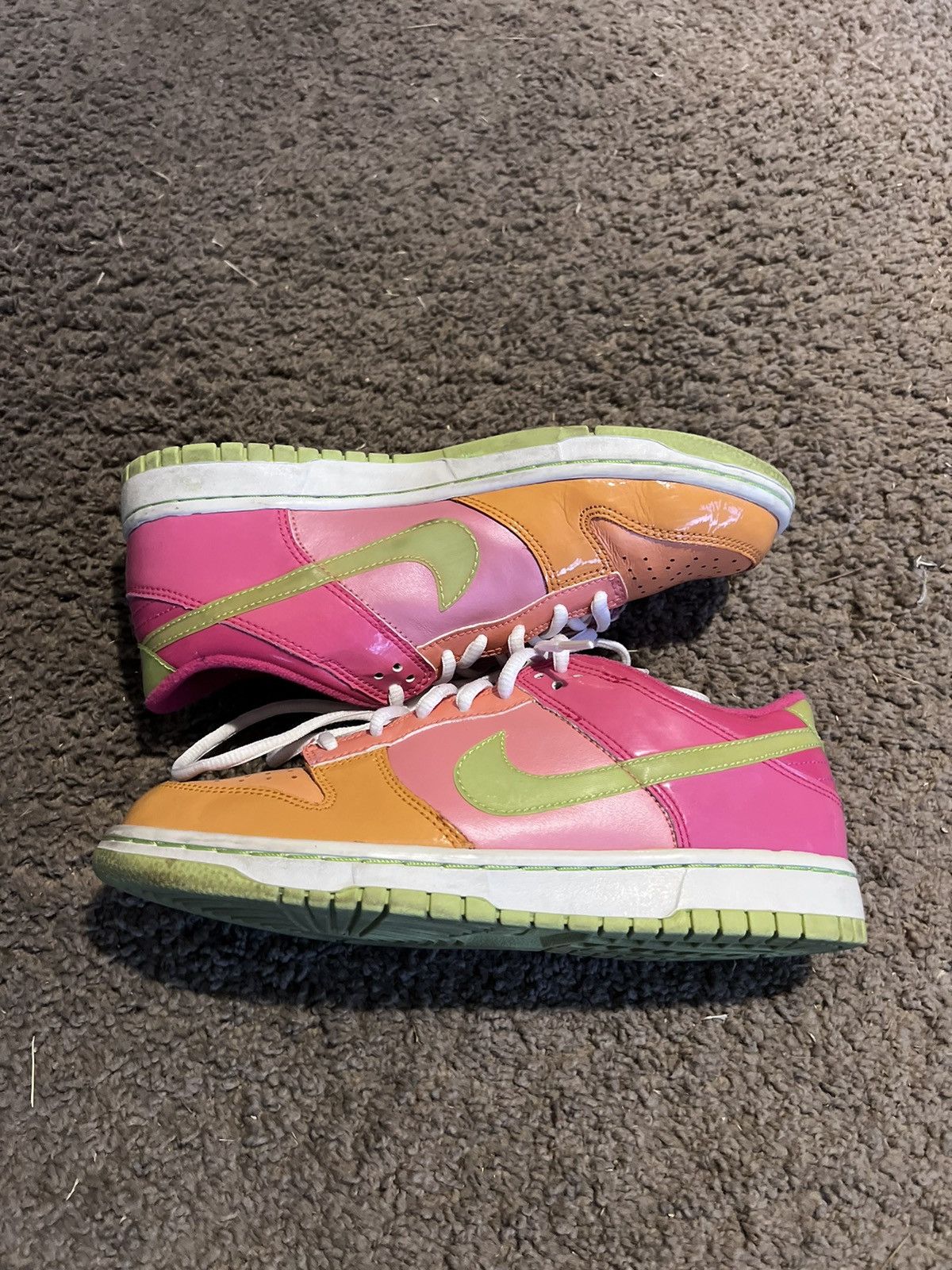 Jordan Brand × Nike Nike Dunk Low Rainbow Sherbert Citron GS Size US 7.5 / IT 37.5 - 2 Thumbnail