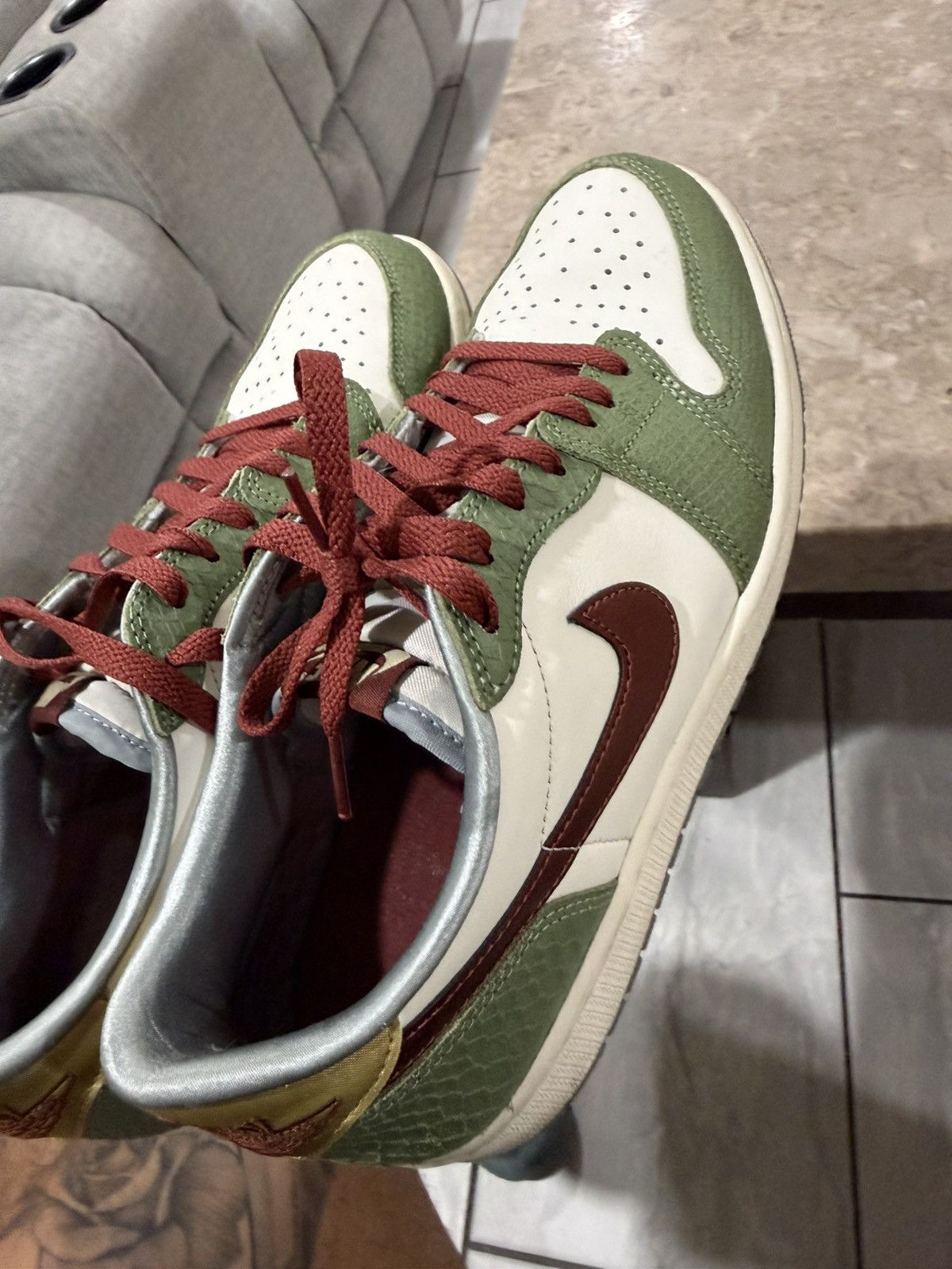Jordan Brand Jordan 1 year of the dragon Size US 10.5 / EU 43-44 - 8 Thumbnail