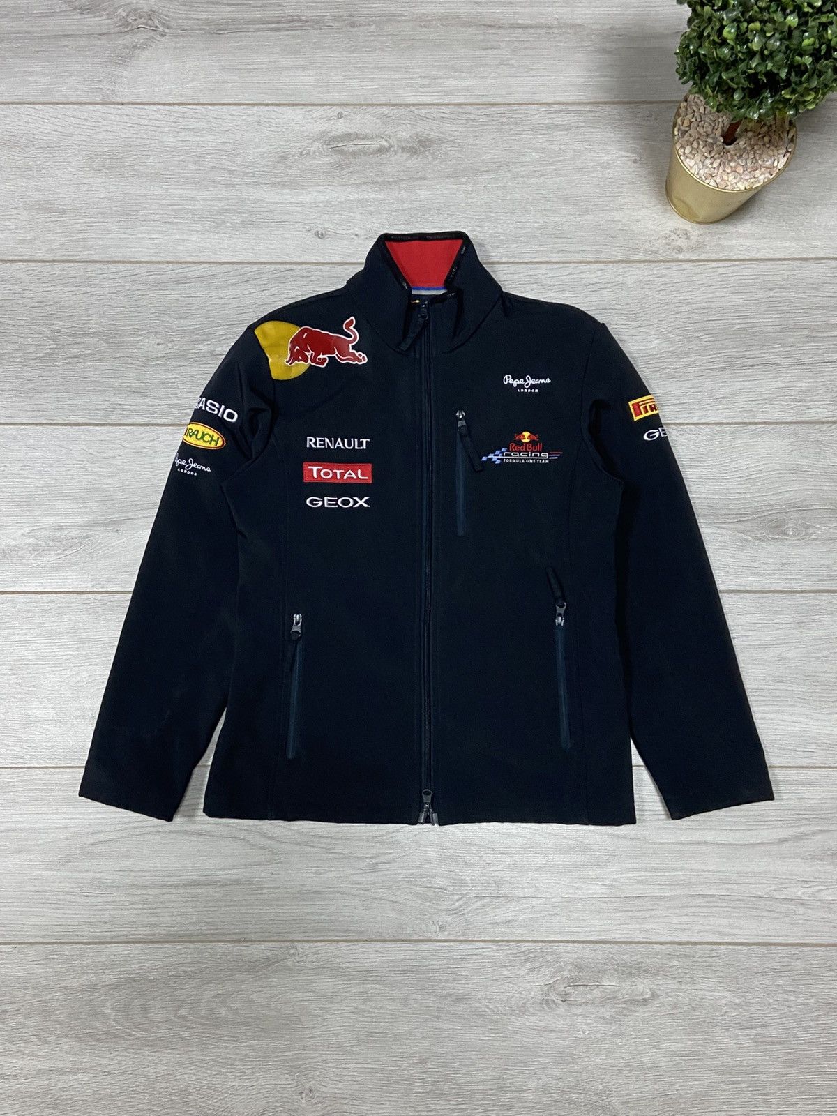 Pepe Jeans Pirelli RED BULL RACING TEAM PEPE JEANS jacket softshell zip Size US S / EU 44-46 / 1 - 1 Thumbnail