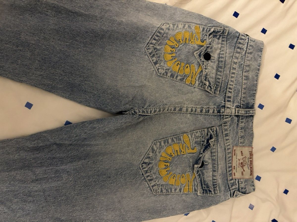 True Religion True Religion 1of1 sample Size US 32 / EU 48 - 5 Thumbnail