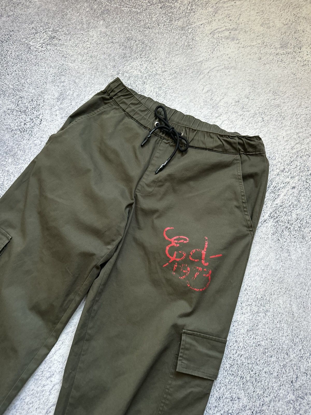 Ed Hardy ED HARDY JAPANESE EMBROIDERED PARACHUTE CARGO PANTS Sz XS Size 30" / US 8 / IT 44 - 6 Thumbnail