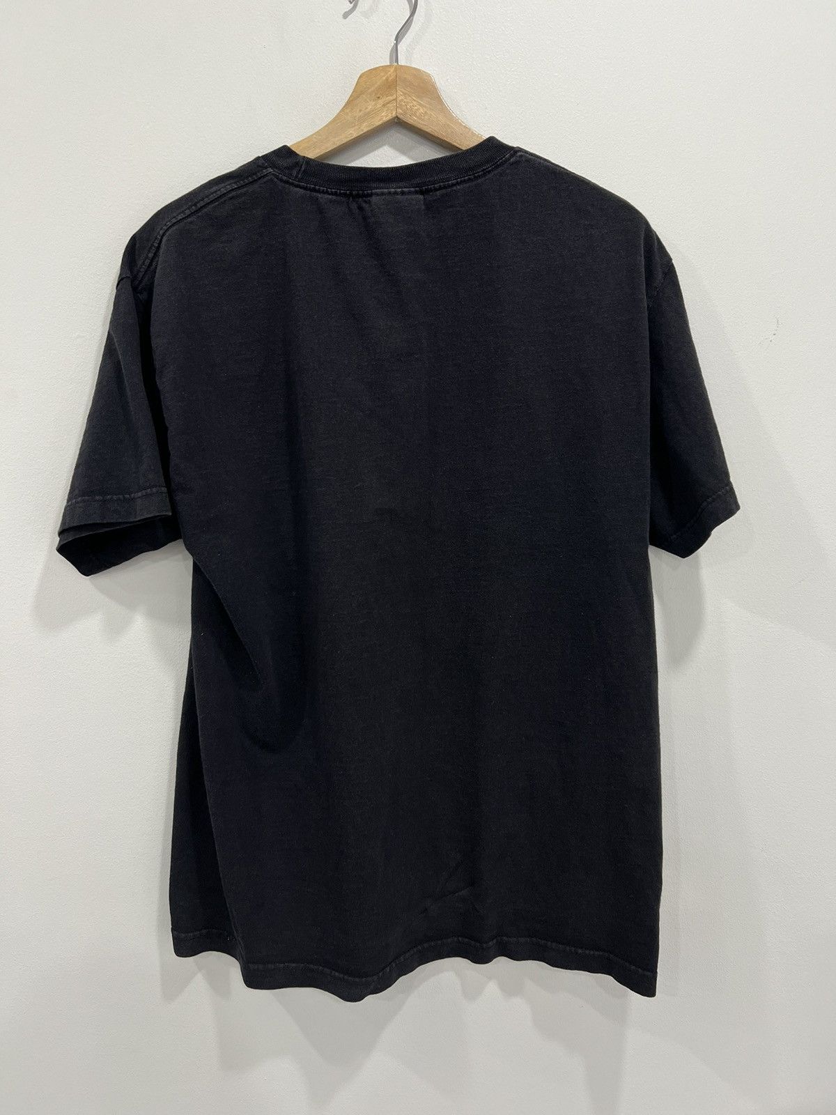 Band Tees × Vintage Vintage Elvis Presley Tee Shirt Big Face 2003 Size US L / EU 52-54 / 3 - 3 Thumbnail