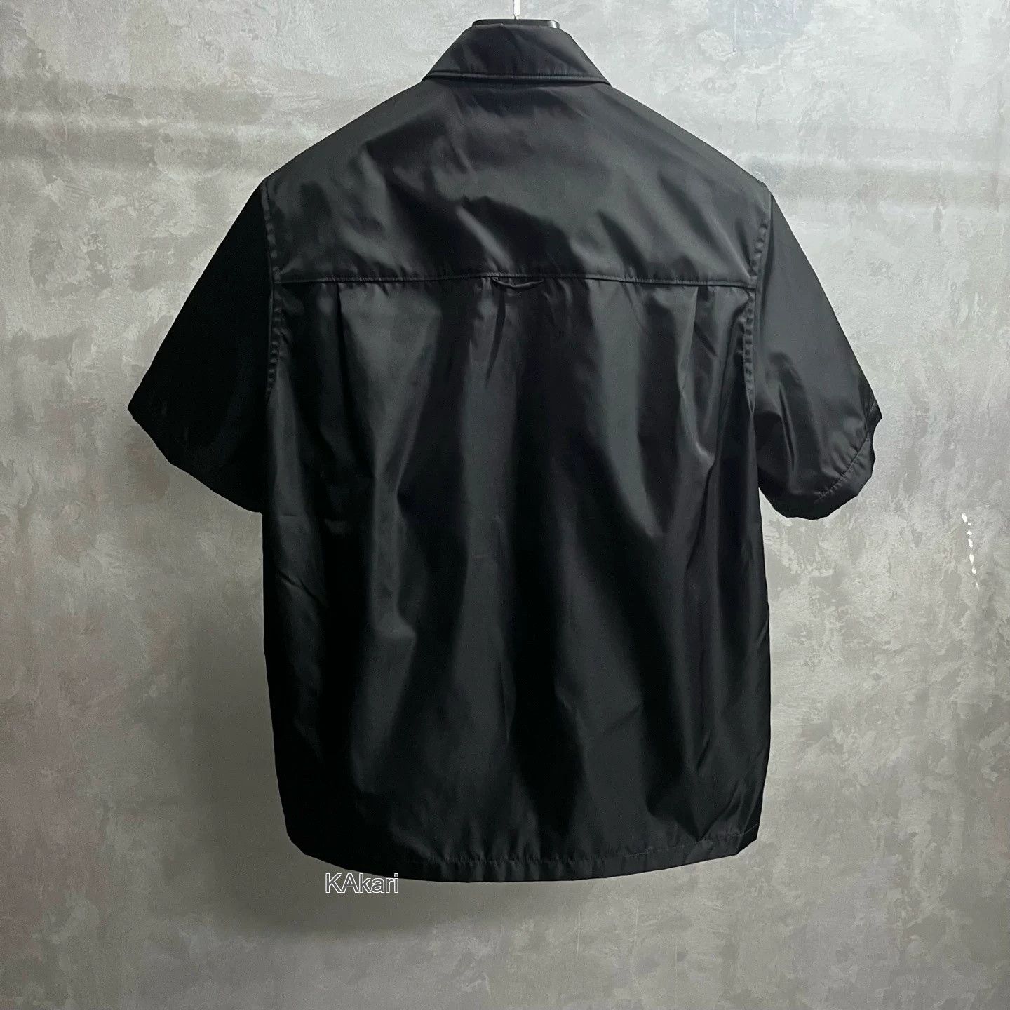Prada Prada Black Triangle Logo Short-Sleeve Shirt Size US S / EU 44-46 / 1 - 5 Thumbnail