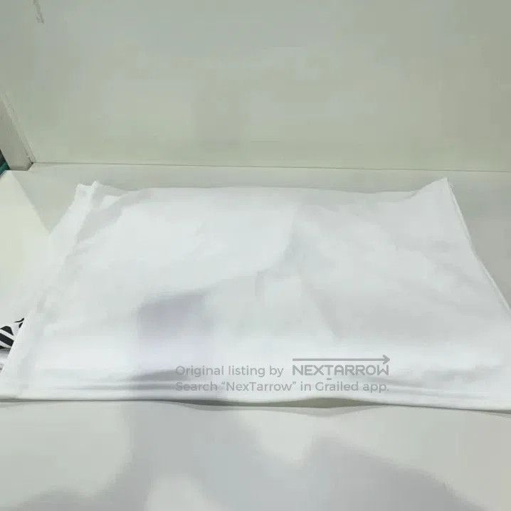 Balenciaga Balenciaga Skiwear V-Neck Long Sleeve T-Shirt. Size US XS / EU 42 / 0 - 5 Thumbnail