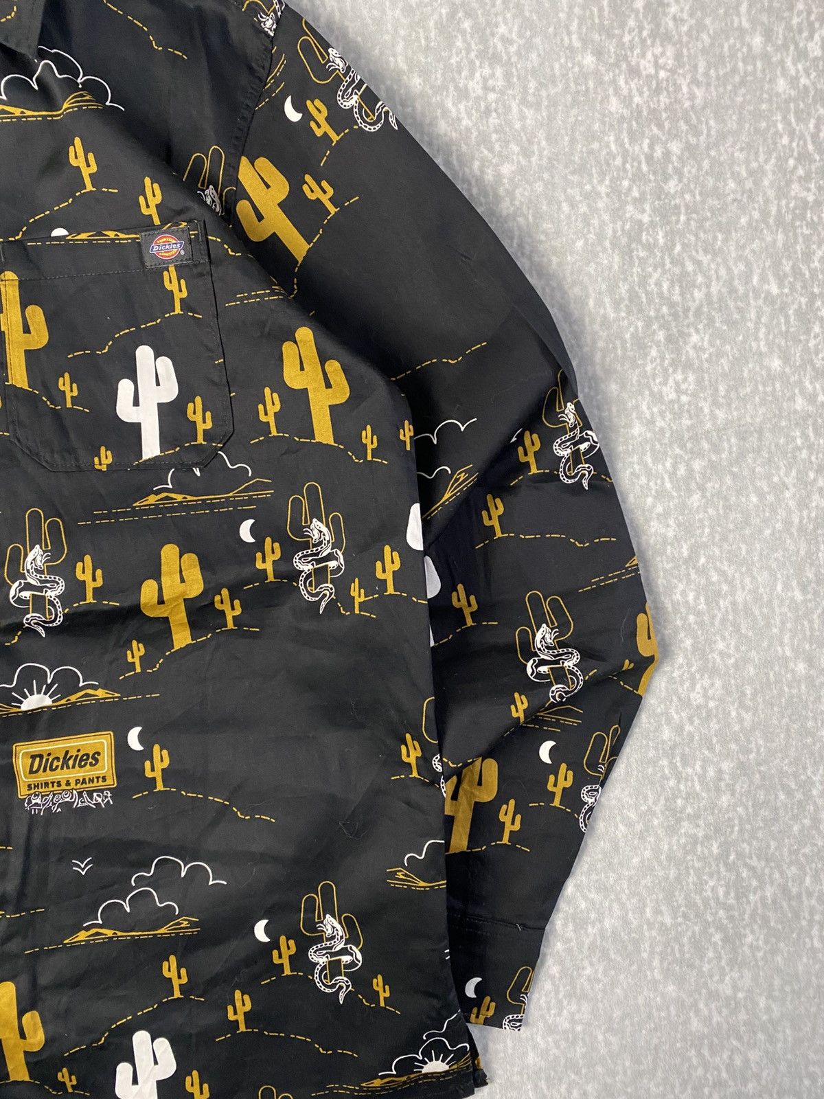 Dickies Dickies Bettles AOP Shirt Cactus Print Size US S / EU 44-46 / 1 - 2 Thumbnail