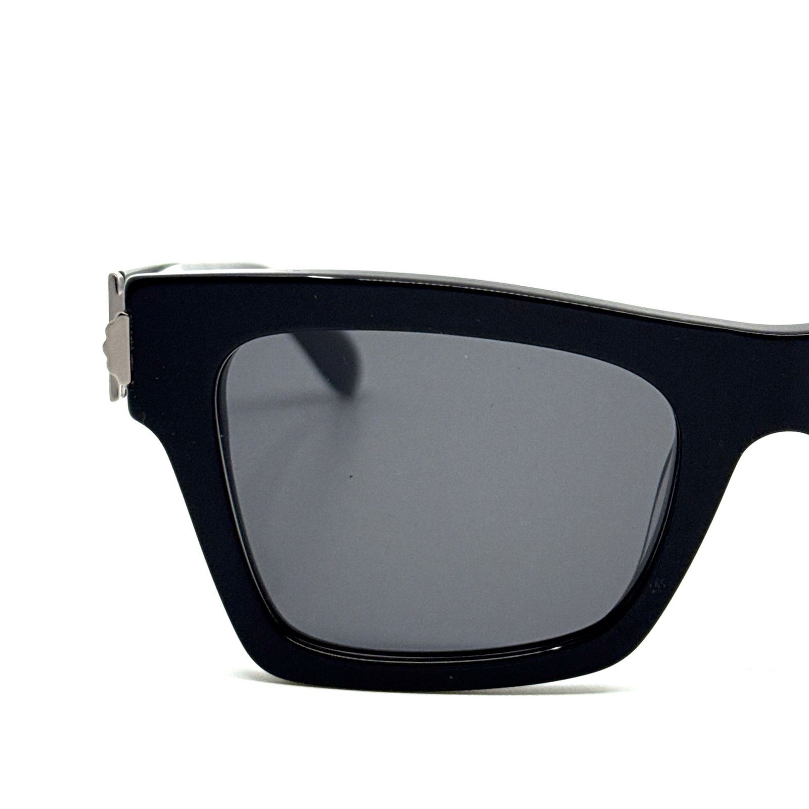 Salvatore Ferragamo New, SALVATORE FERRAGAMO Sunglasses SF2013S 001 Authentic Size ONE SIZE - 4 Thumbnail