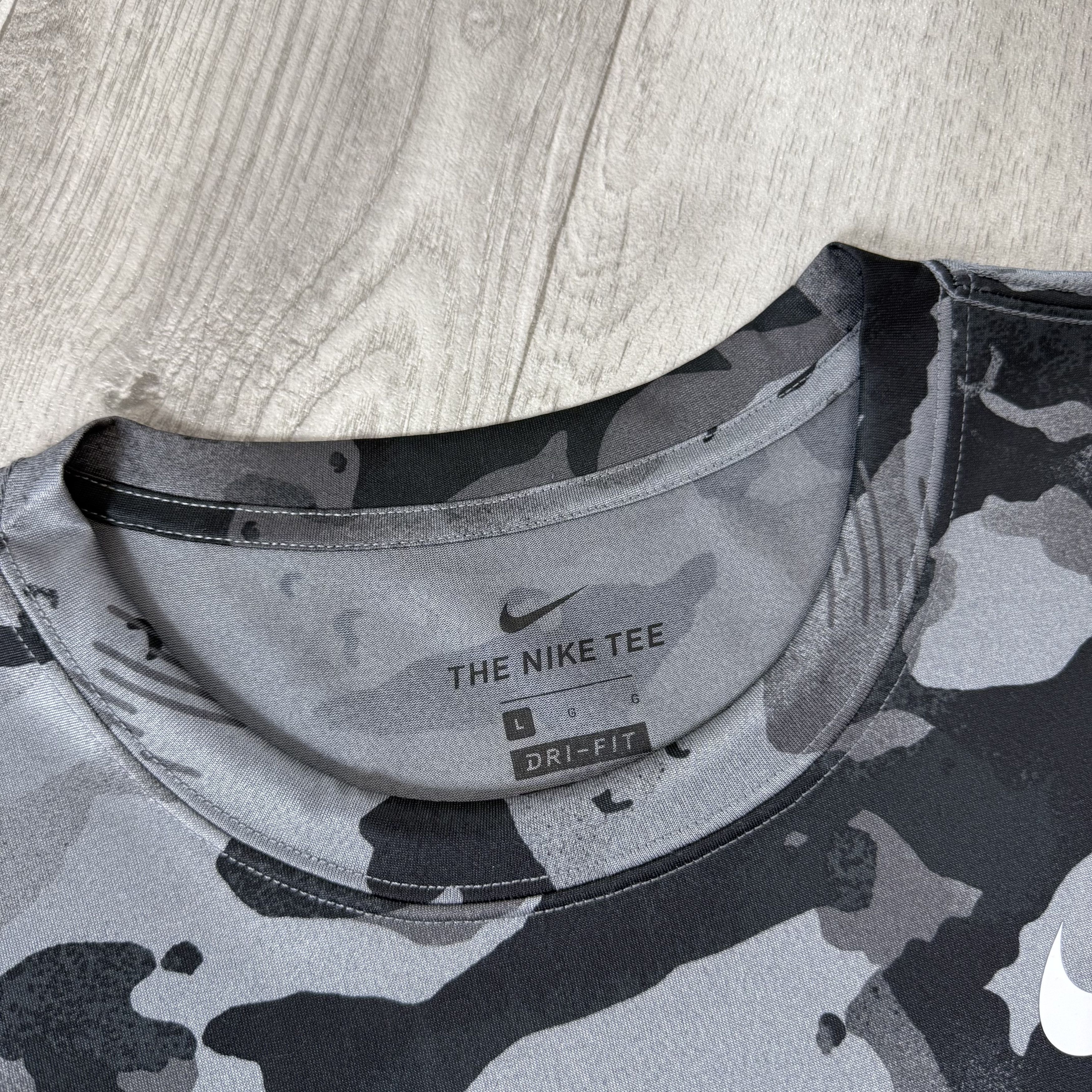 Nike Nike Dri-Fit Camouflage Sport Tee Shirt L Size US L / EU 52-54 / 3 - 9 Thumbnail