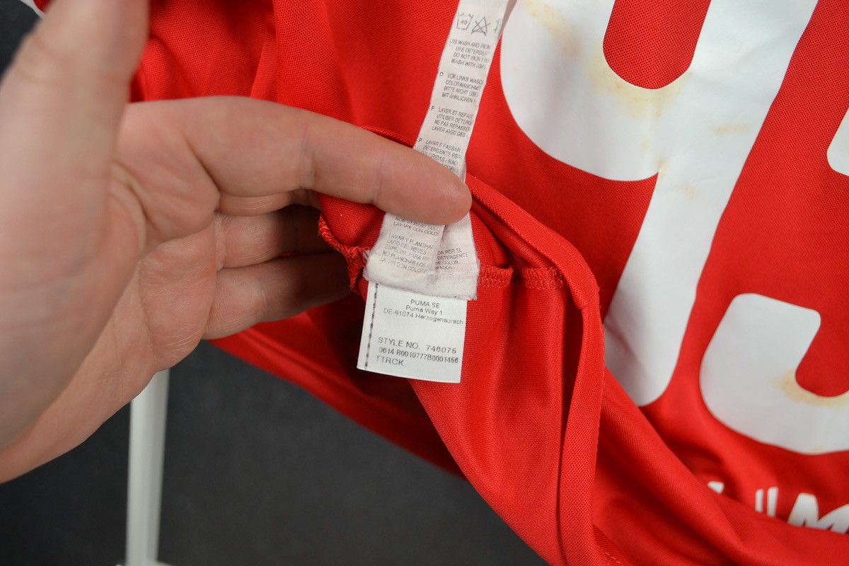 Puma Fortuna Dusseldorf Home Football Shirt Puma Soccer Jersey Size US L / EU 52-54 / 3 - 13 Thumbnail