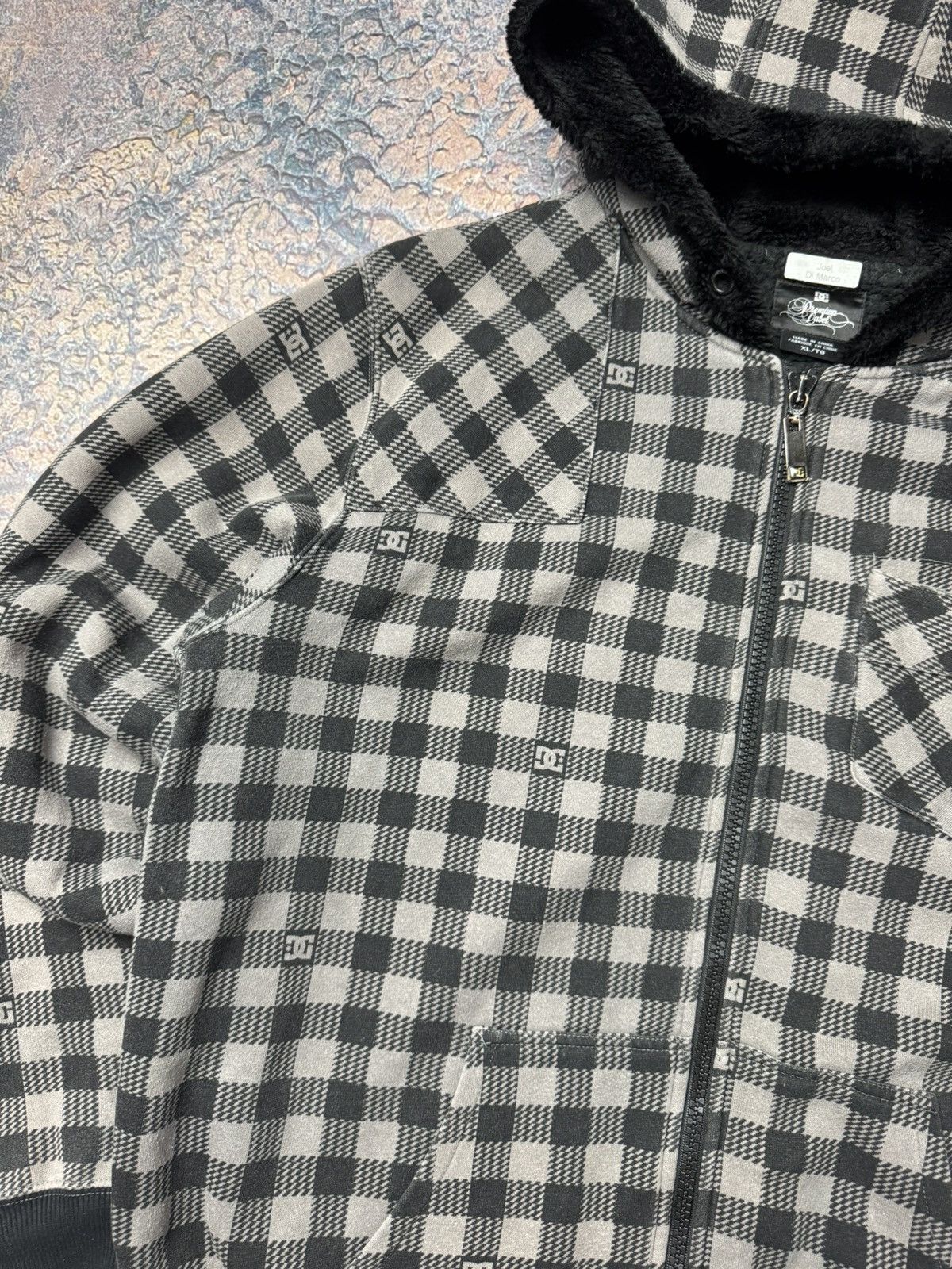 DC DC Shoes Men Hoodie Gray Cotton Plaid Premium Y2K Skate Size US XL / EU 56 / 4 - 6 Thumbnail