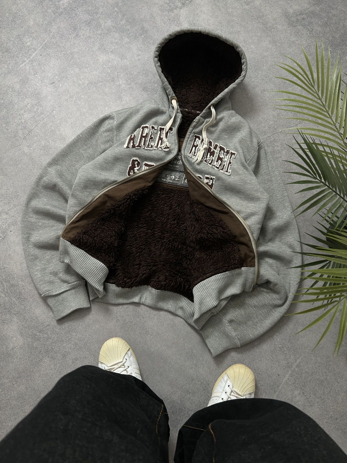 If Six Was Nine Abercrombie & Fitch Fur zip-hoodies y2k Size US L / EU 52-54 / 3 - 1 Thumbnail