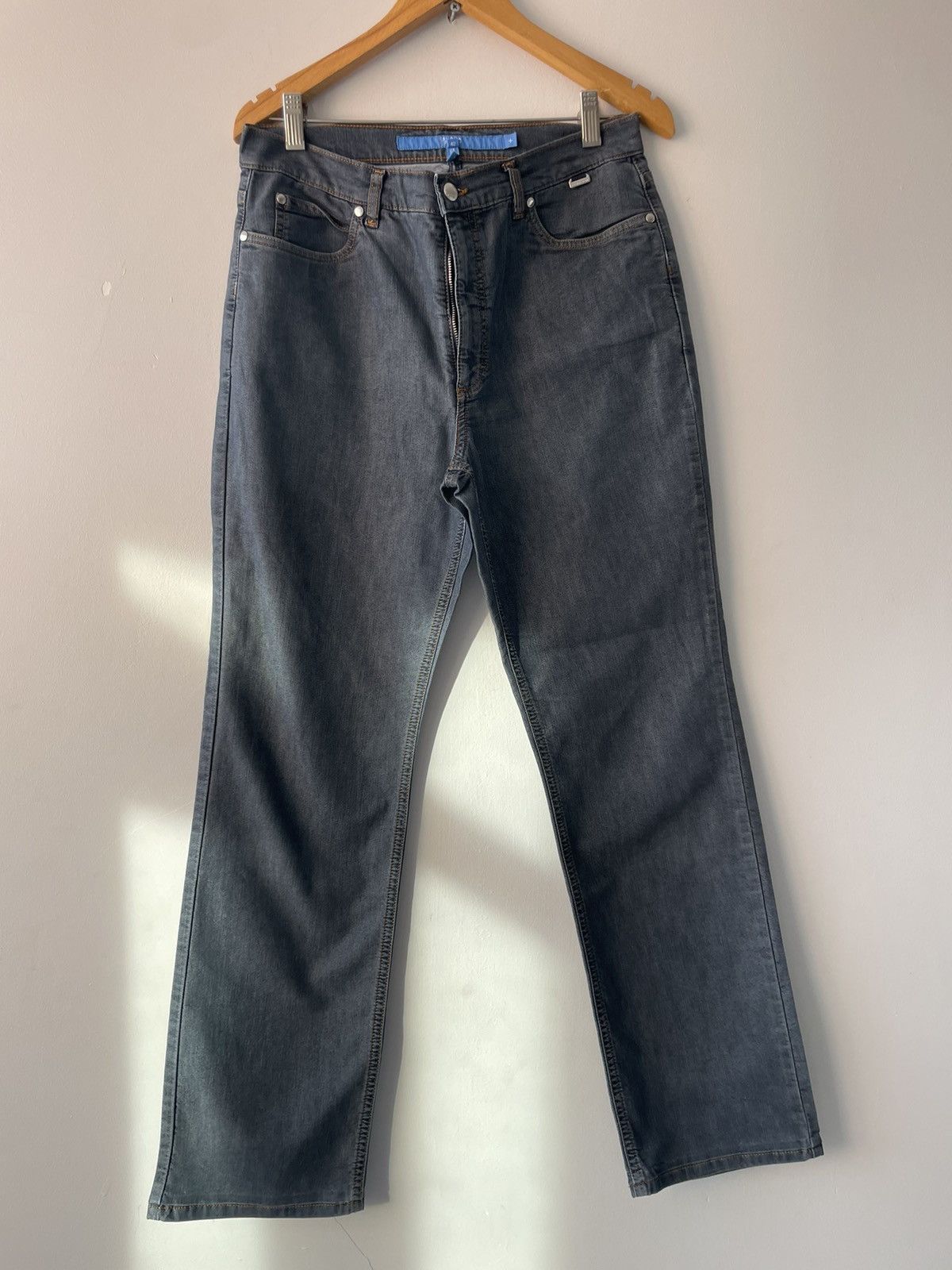 Escada Escada jean Size 27" / US 4 / IT 40 - 13 Thumbnail