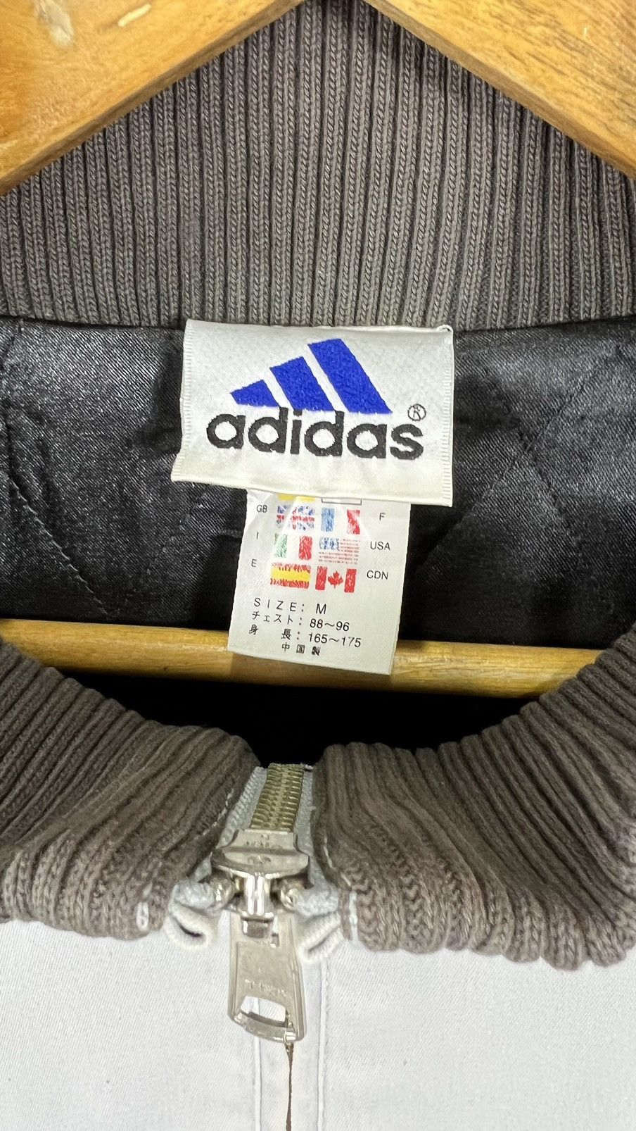 Adidas × Vintage Vintage Adidas Jacket Size US M / EU 48-50 / 2 - 10 Thumbnail