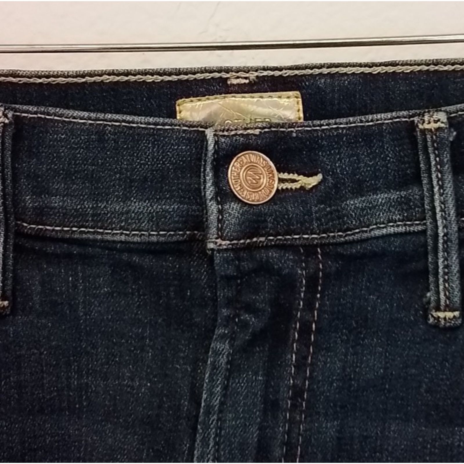 MOTHER Mother Charmer Shorts Women's 24 Dark Distressed 2" Inseam Size 24" / US 00 / IT 34 - 5 Thumbnail