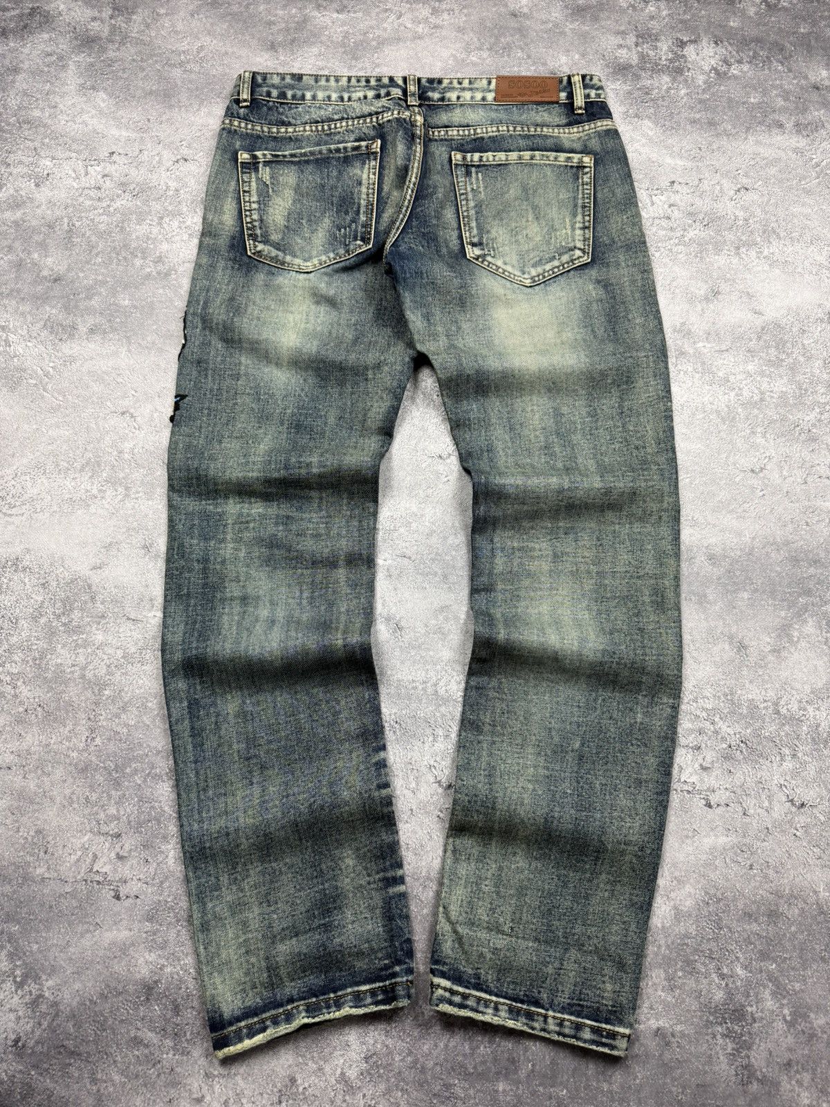 Japanese Brand Vintage Japanese Dragon Embroidered Distressed Jeans Pants Size US 36 / EU 52 - 2 Thumbnail