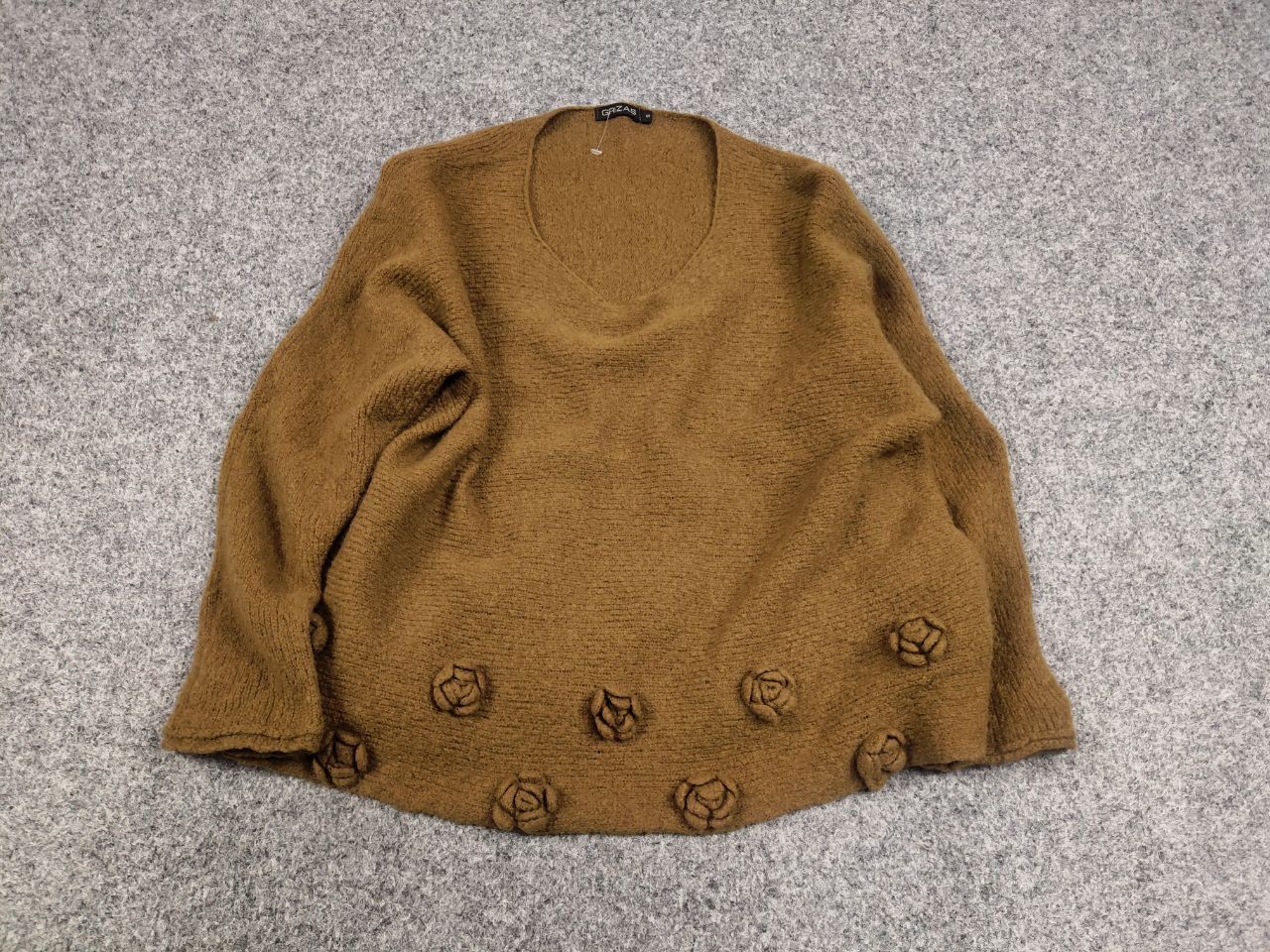 Japanese Brand Grizas Design Light Wool Blend Fowers yellow tint Sweater Size XS / US 0-2 / IT 36-38 - 2 Thumbnail