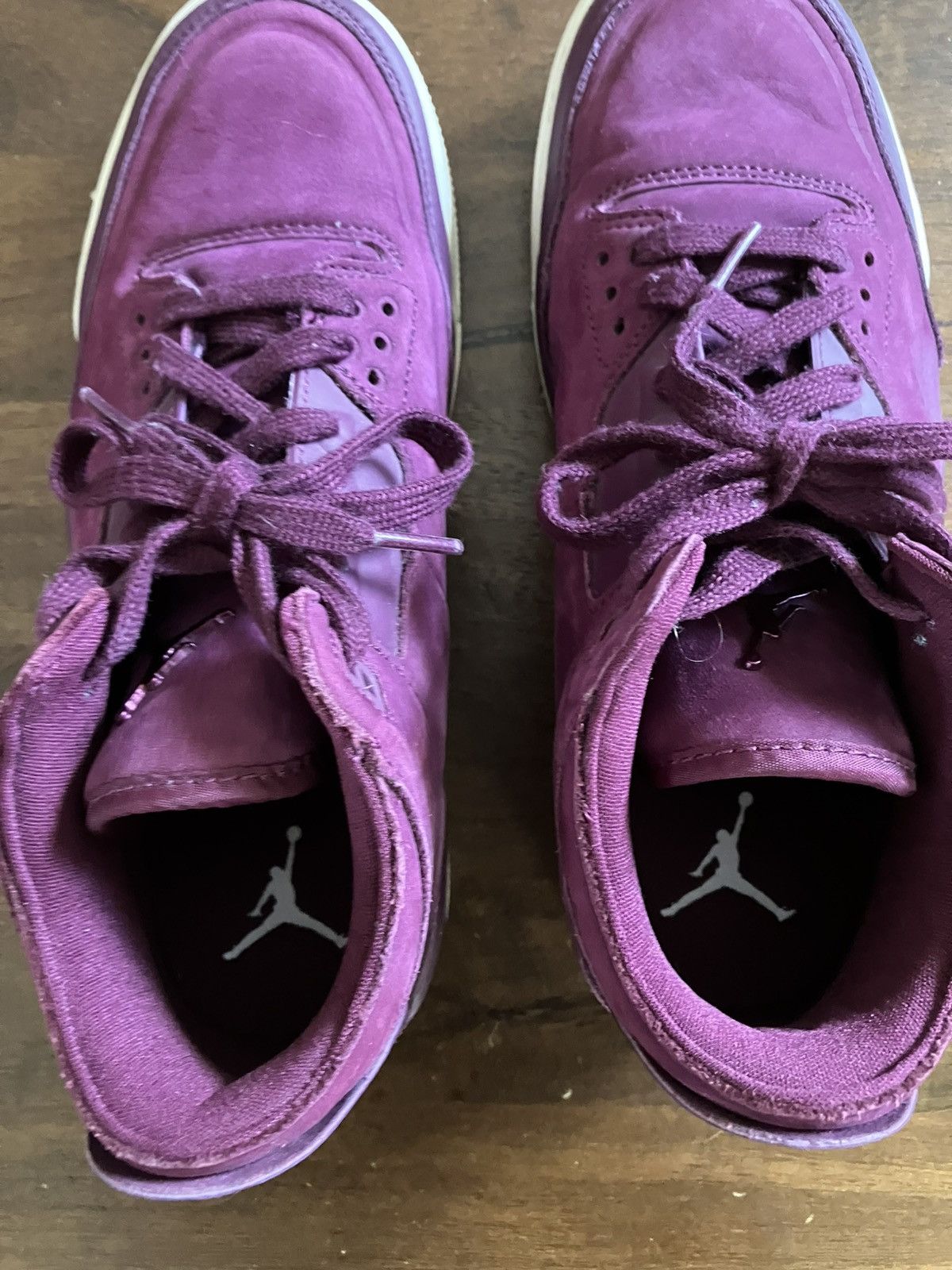 Jordan Brand Nike Womens Air Jordan Retro 3 AH7859-600 Bordeaux Women’s 9 Size US 9 / IT 39 - 5 Thumbnail