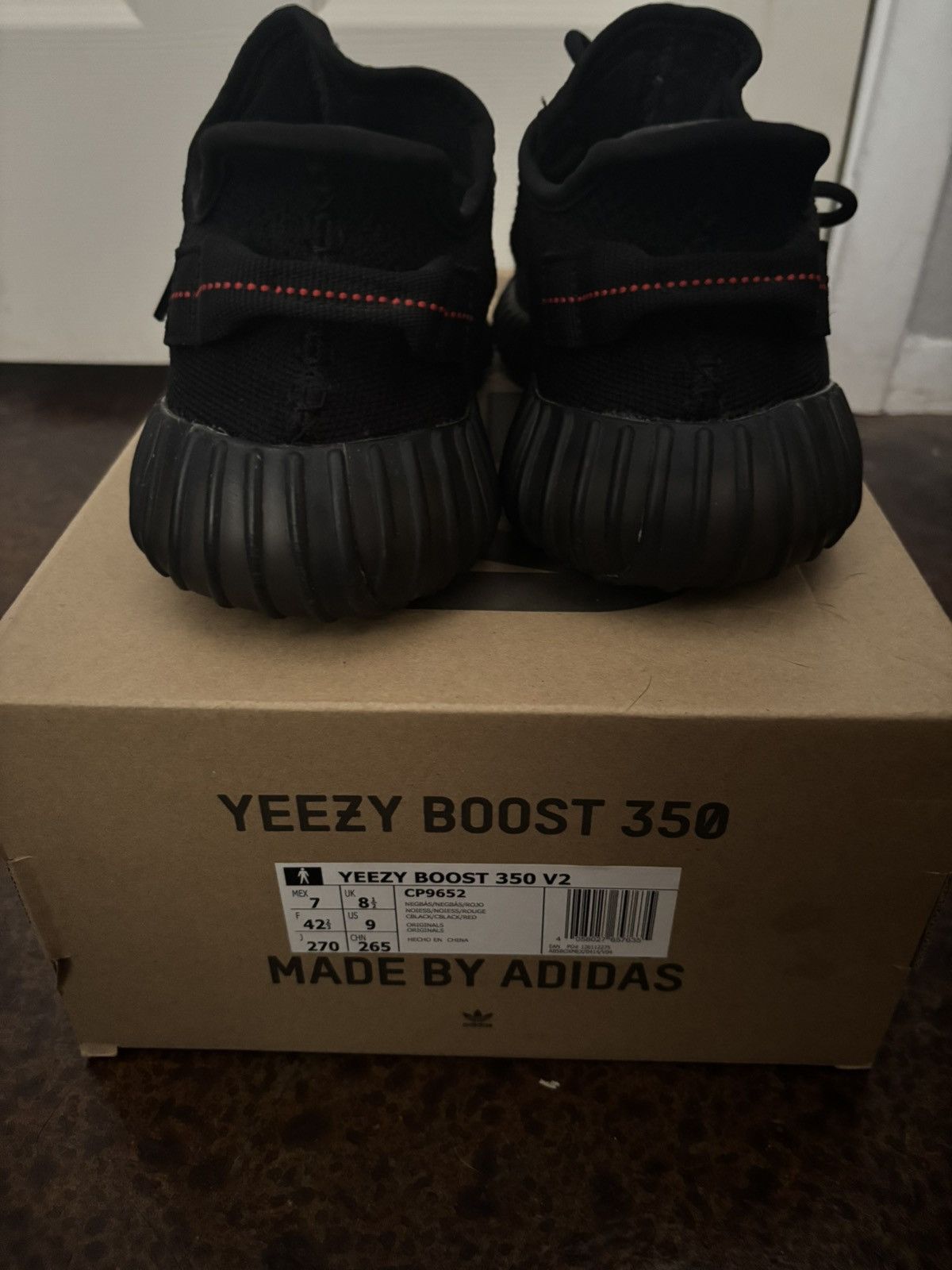 Yeezy Yeezy 350 v2 bred Size US 9 / EU 42 - 5 Thumbnail