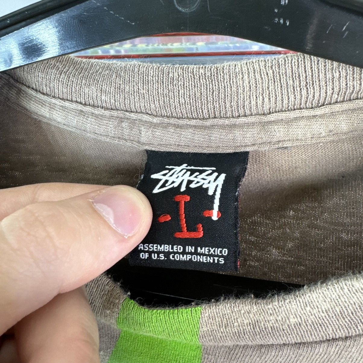 Stussy × Vintage Vintage Stussy T shirt 00s Grafity Beige Streetwear Skate L Size US L / EU 52-54 / 3 - 16 Thumbnail