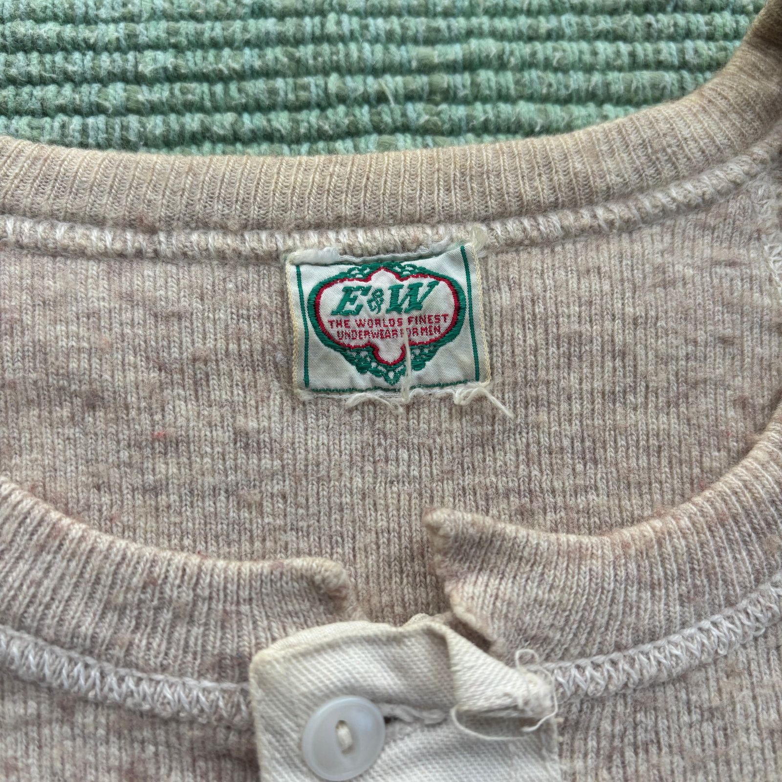 Vintage 1940s 50s Wool Long Sleeve Undershirt E&W Sz M/L As-Is Size US M / EU 48-50 / 2 - 3 Thumbnail