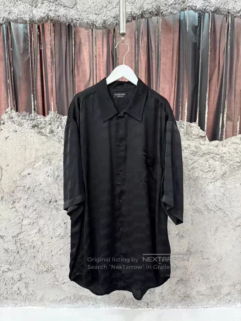 Balenciaga Balenciaga Silk Short Sleeve Shirt. Size US XS / EU 42 / 0 - 1 Thumbnail