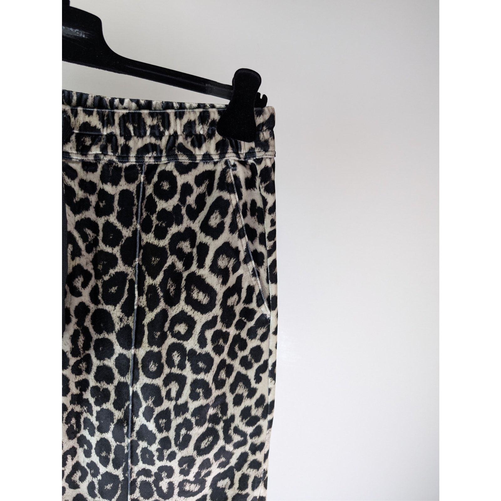 Tom Ford o1rshd1 Leopard-Print Cut and Sewn Knitted Shorts in Black Size US 34 / EU 50 - 5 Thumbnail