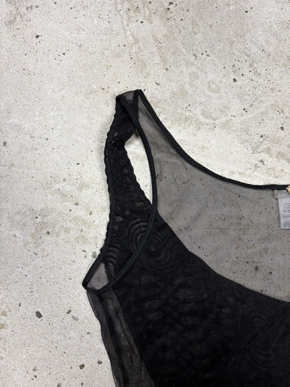 Versace Vintage Versace Embroidered Sheer Mesh Black Tank Top Size L / US 10 / IT 46 - 12 Thumbnail