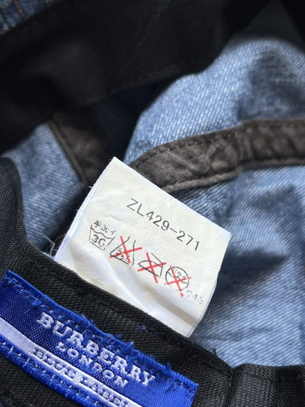 Burberry Burberry Blue Label Denim Bucket Hat Size ONE SIZE - 6 Thumbnail