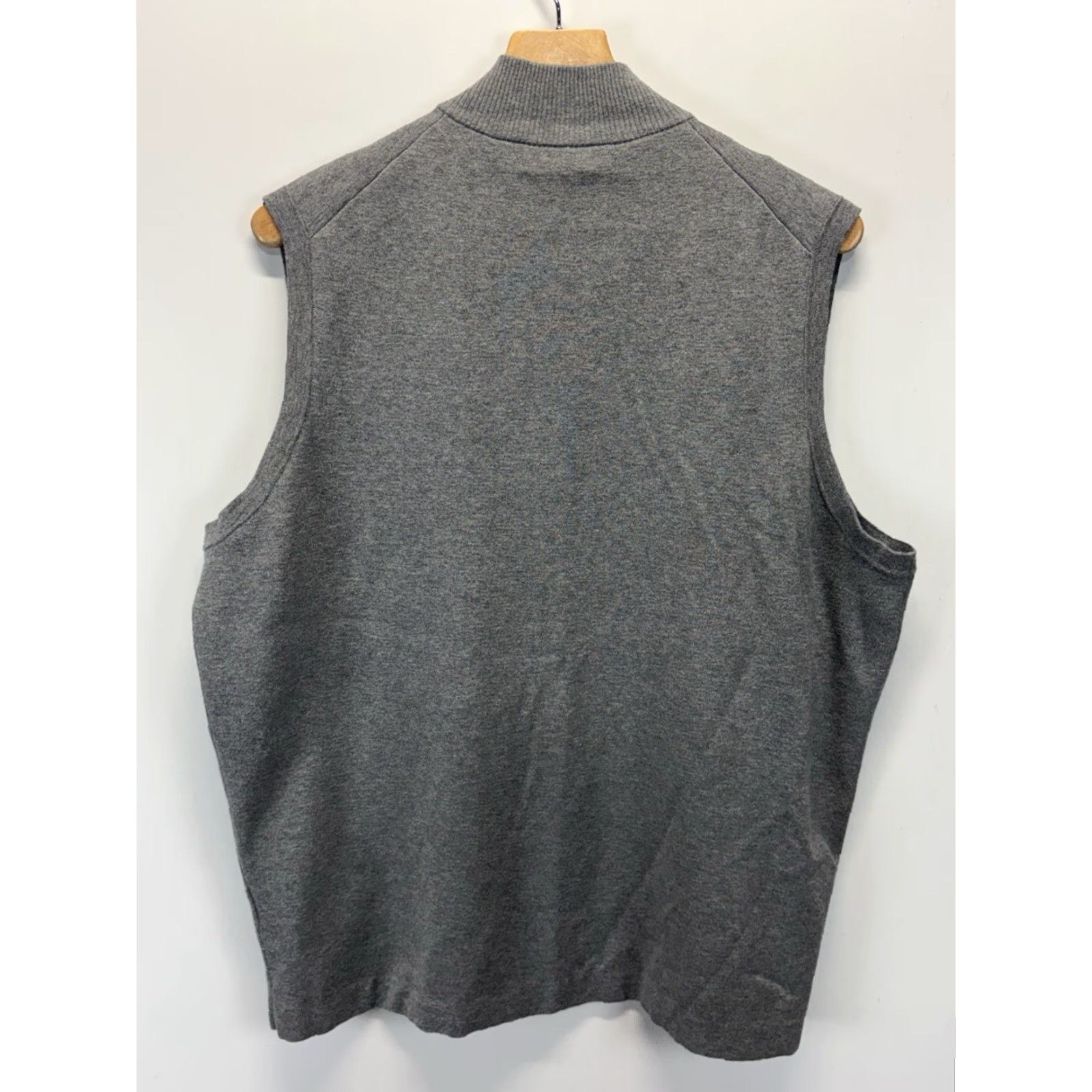 Peter Millar Peter Millar Crown Comfort Vest XLarge Men’s Grey Breckenridge Golf TX Size US XL / EU 56 / 4 - 4 Thumbnail