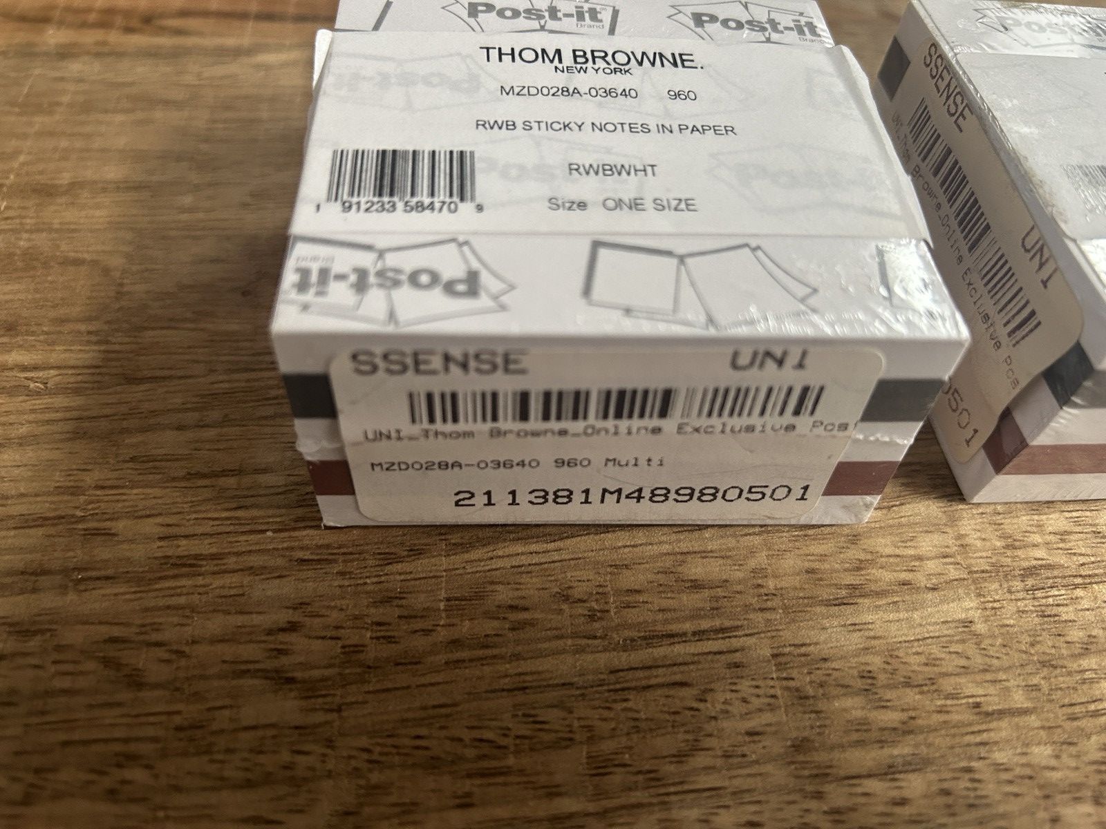 Thom Browne Thom browne NY white logo post it notes luxury new york Size ONE SIZE - 3 Thumbnail