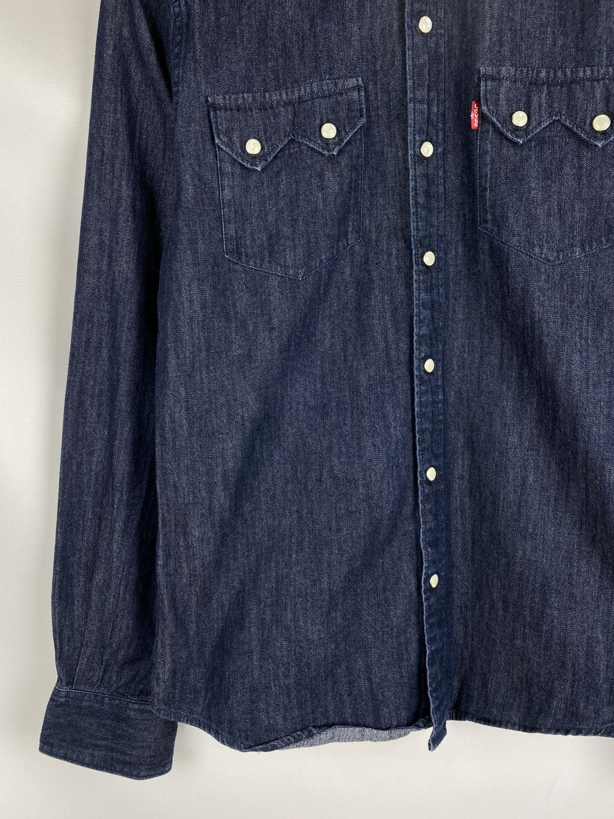 Levi's Levis men’s long sleeve denim button up shirt size S Size US S / EU 44-46 / 1 - 7 Thumbnail