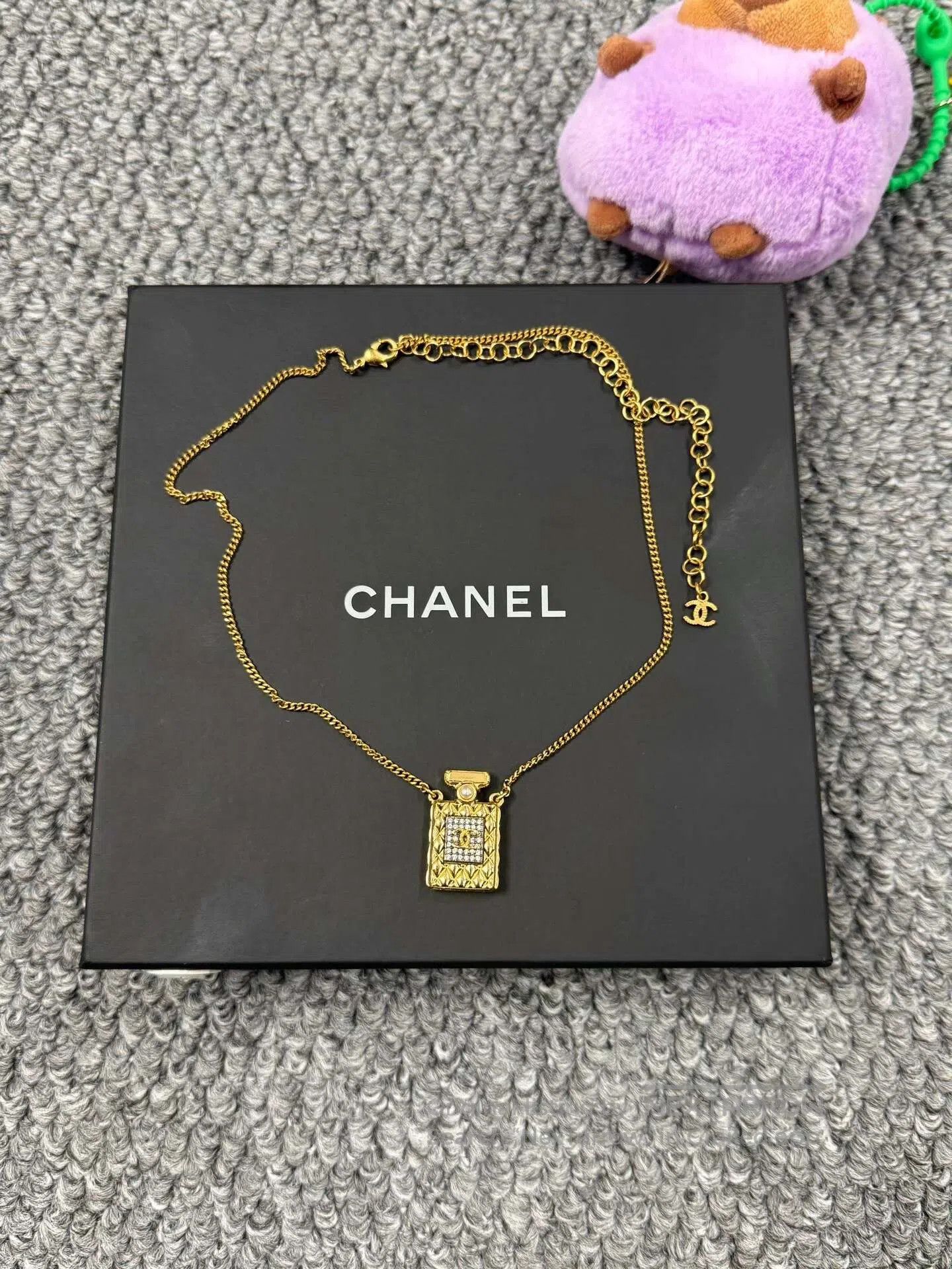 Chanel Chanel Gold Double C Perfume Bottle Necklace| Size ONE SIZE - 1 Thumbnail