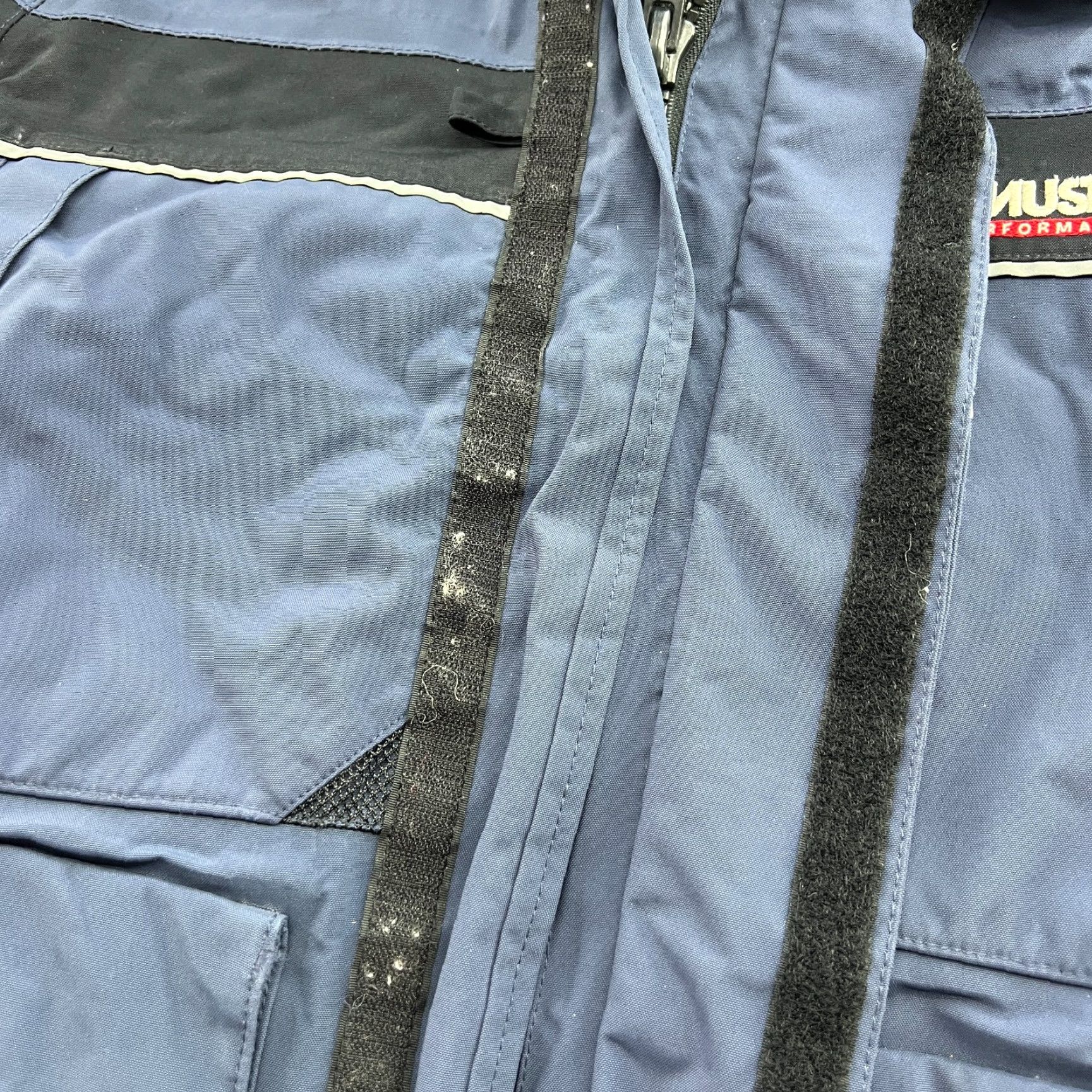 Musto Musto Performance Yachting Jacket Mens Medium Sailing Hooded Waterproof Offshore Weather Windbreaker Navy Blue Jacket Mens Size US M / EU 48-50 / 2 - 5 Thumbnail