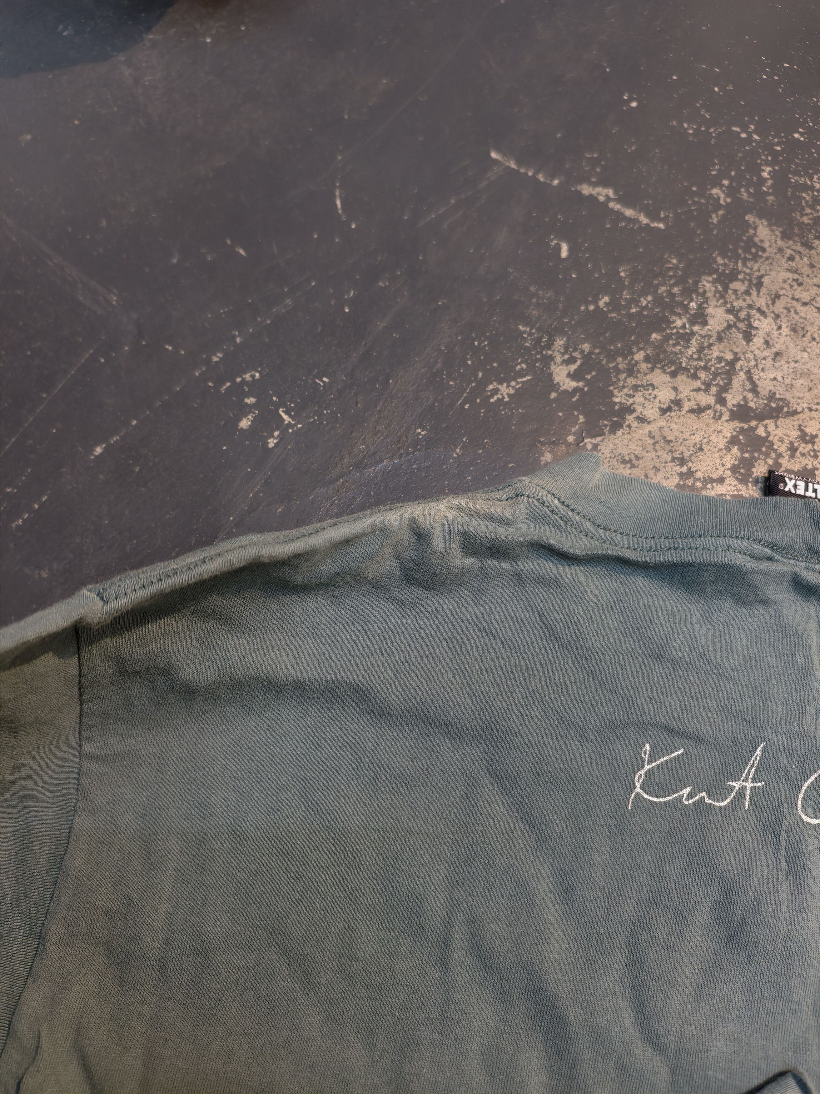 Giant 1997 kurt cobain the end of music Size US XL / EU 56 / 4 - 10 Thumbnail