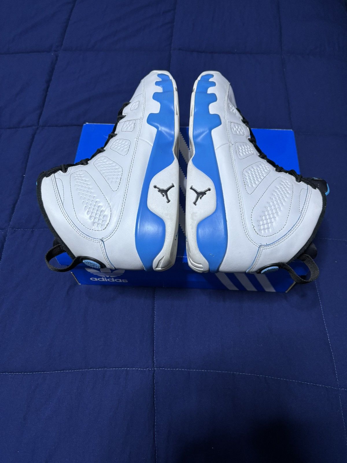 Jordan Brand Air Jordan 9 Retro 2024 Powder Blue Size 10.5 Size US 10.5 / EU 43-44 - 3 Thumbnail
