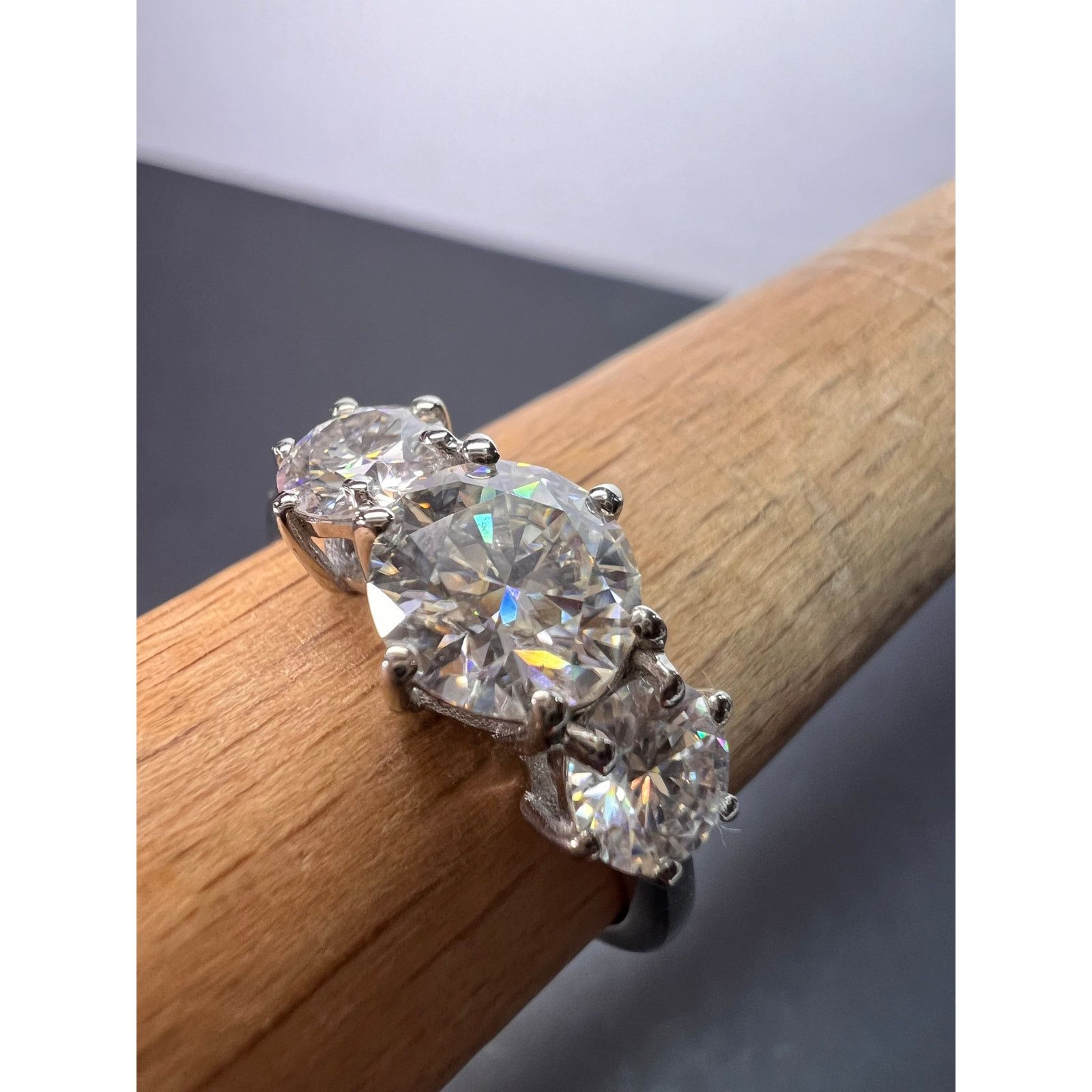 Other NEW Moissanite trilogy ring in platinum over 925 size 9 Size ONE SIZE - 1 Thumbnail