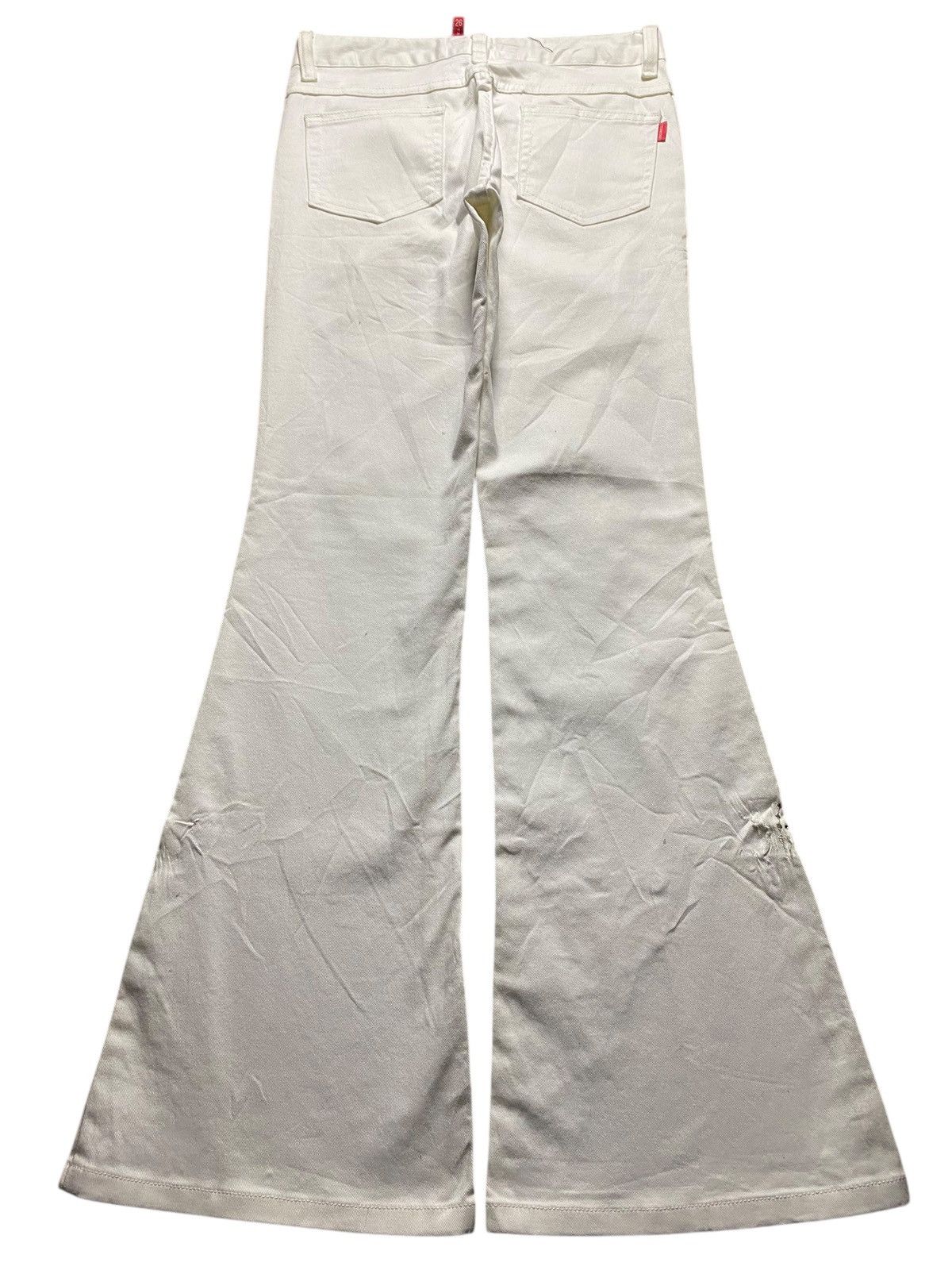 Japanese Brand Vintage Japanese Brand Tantra Embroidery Flare Jeans Size 28" / US 6 / IT 42 - 2 Thumbnail