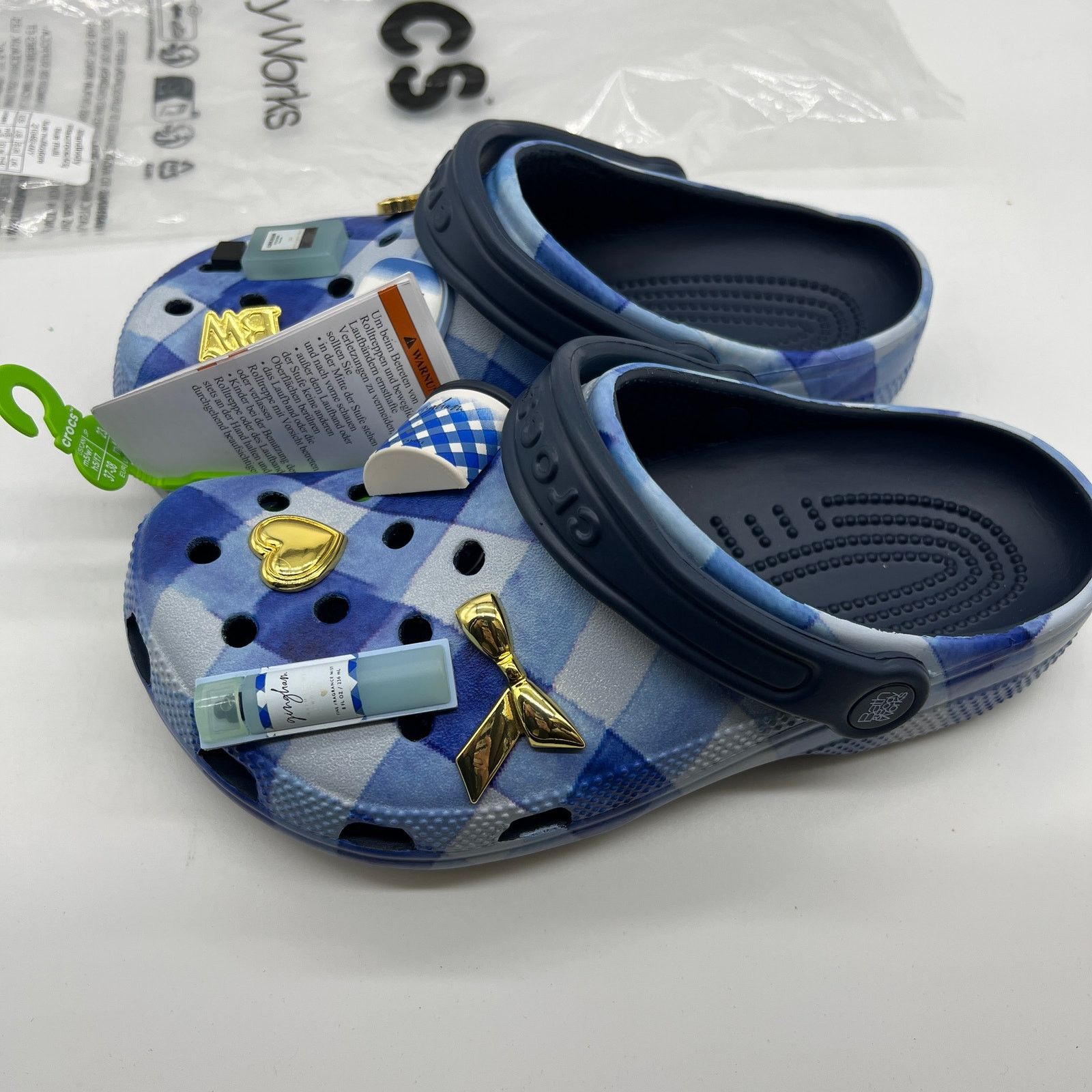 Crocs Bath and Body Works Crocs Gingham w/ Jibbitz™ Charms Size US 7 / IT 37 - 2 Thumbnail