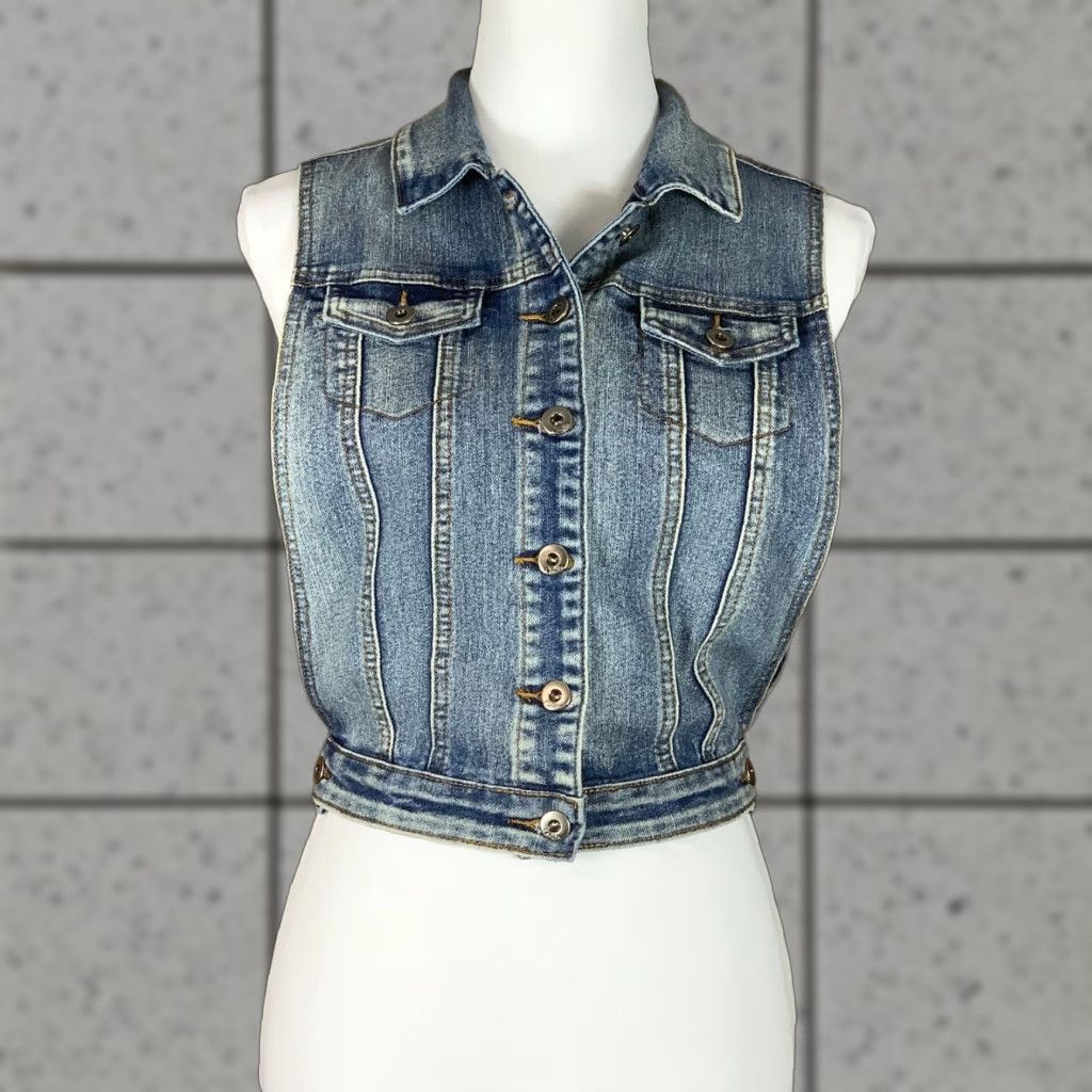 Denime CHIQLE Womens Size S Top Vest Lace Back Boho Denim Open Sides Collared Blue Vest Womens S Blue Denim Lace Back Boho Open Sides Collared CHIQLE Size S / US 4 / IT 40 - 1 Thumbnail