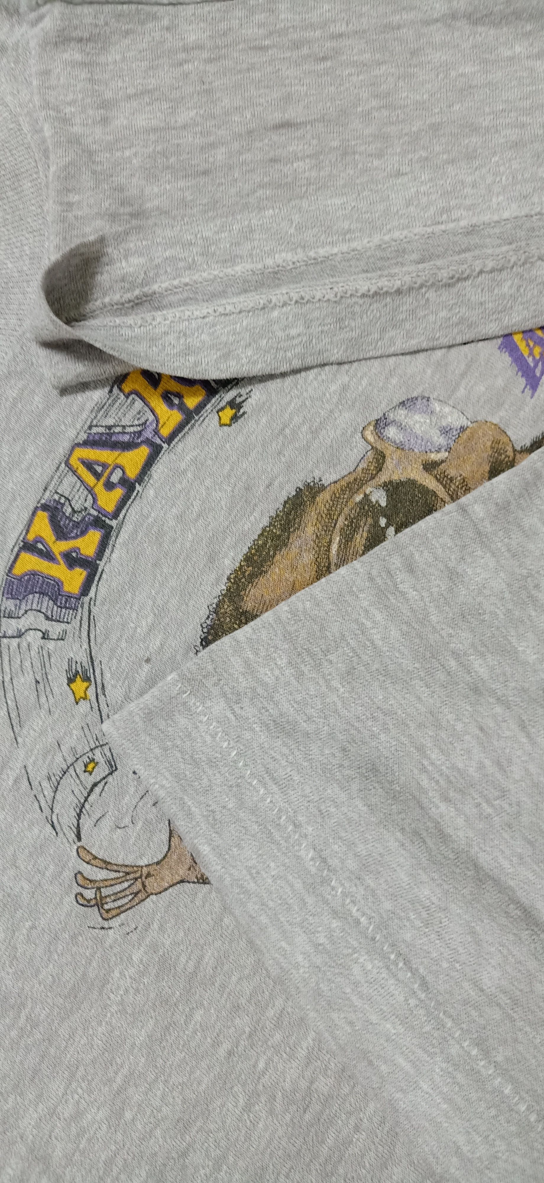 NBA × Vintage Vintage 1980s Kareem Abdul Jabbar Lakers Caricature Tee Size US M / EU 48-50 / 2 - 5 Thumbnail
