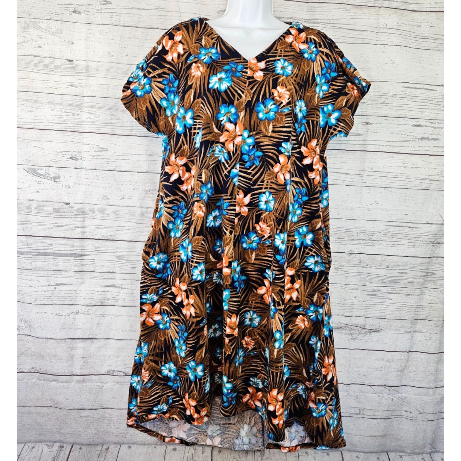 Lands' End **Lands' End Women's A-Line Midi Dress Size Medium Blue Floral Cotton Blend** User: **Lands' End Women's Blue Floral Midi Dress Size Medium** Size M / US 6-8 / IT 42-44 - 2 Thumbnail