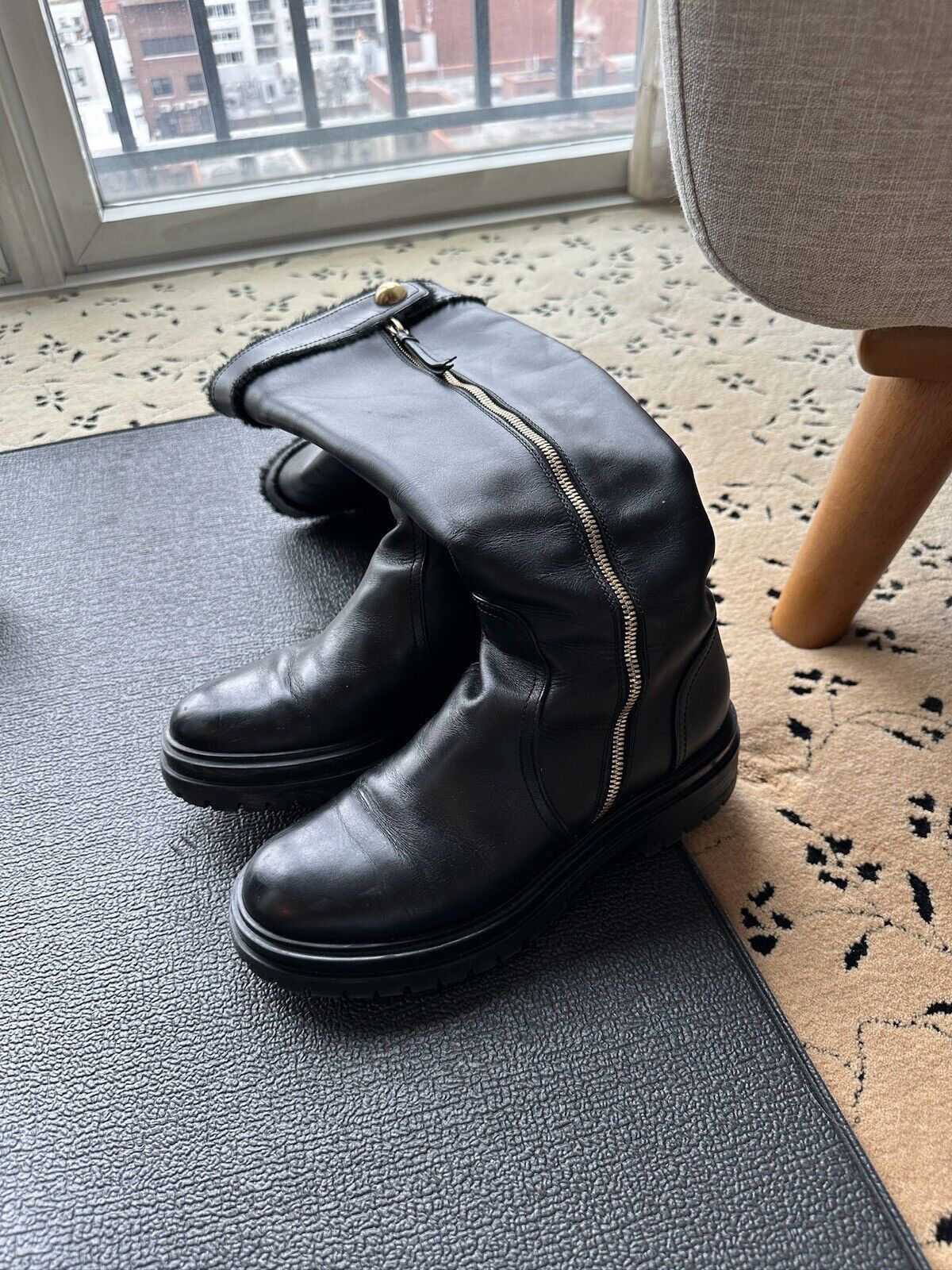 Gianvito Rossi GIANVITO ROSSI Fur-trimmed Leather Boots Size Womens 7 Size US 7 / IT 37 - 4 Thumbnail