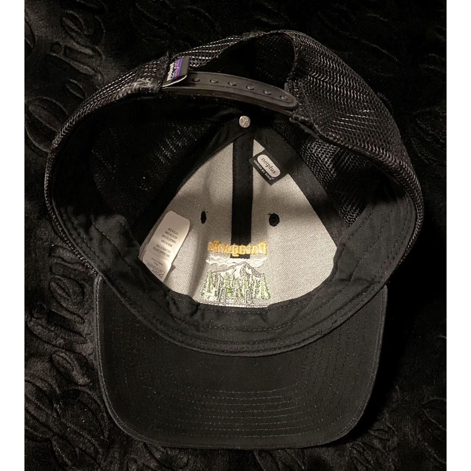 Patagonia Patagonia Mid Crown Trucker Hat Adjustable Black Portland Stag on the Steel Ltd. Ed. Unisex Adults Size ONE SIZE - 6 Thumbnail