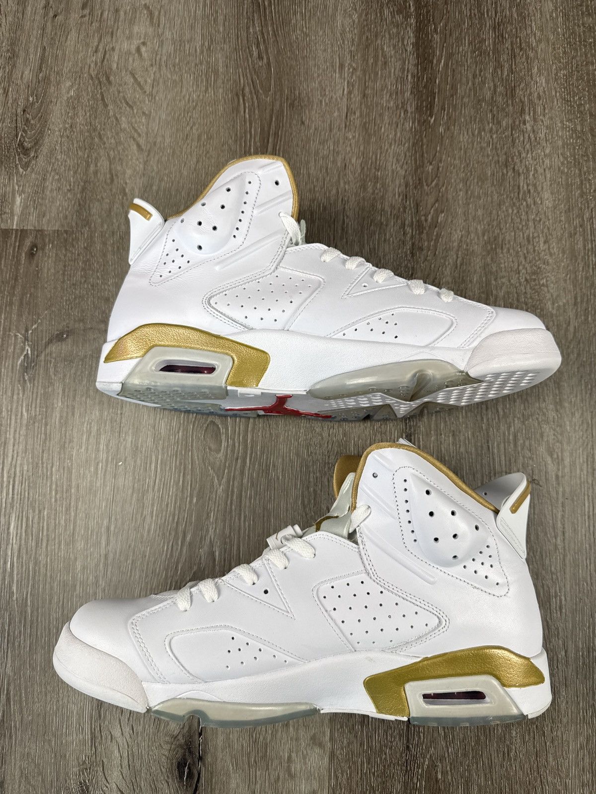 Air Jordan 6 “Golden Moment” **PRE-OWNED**