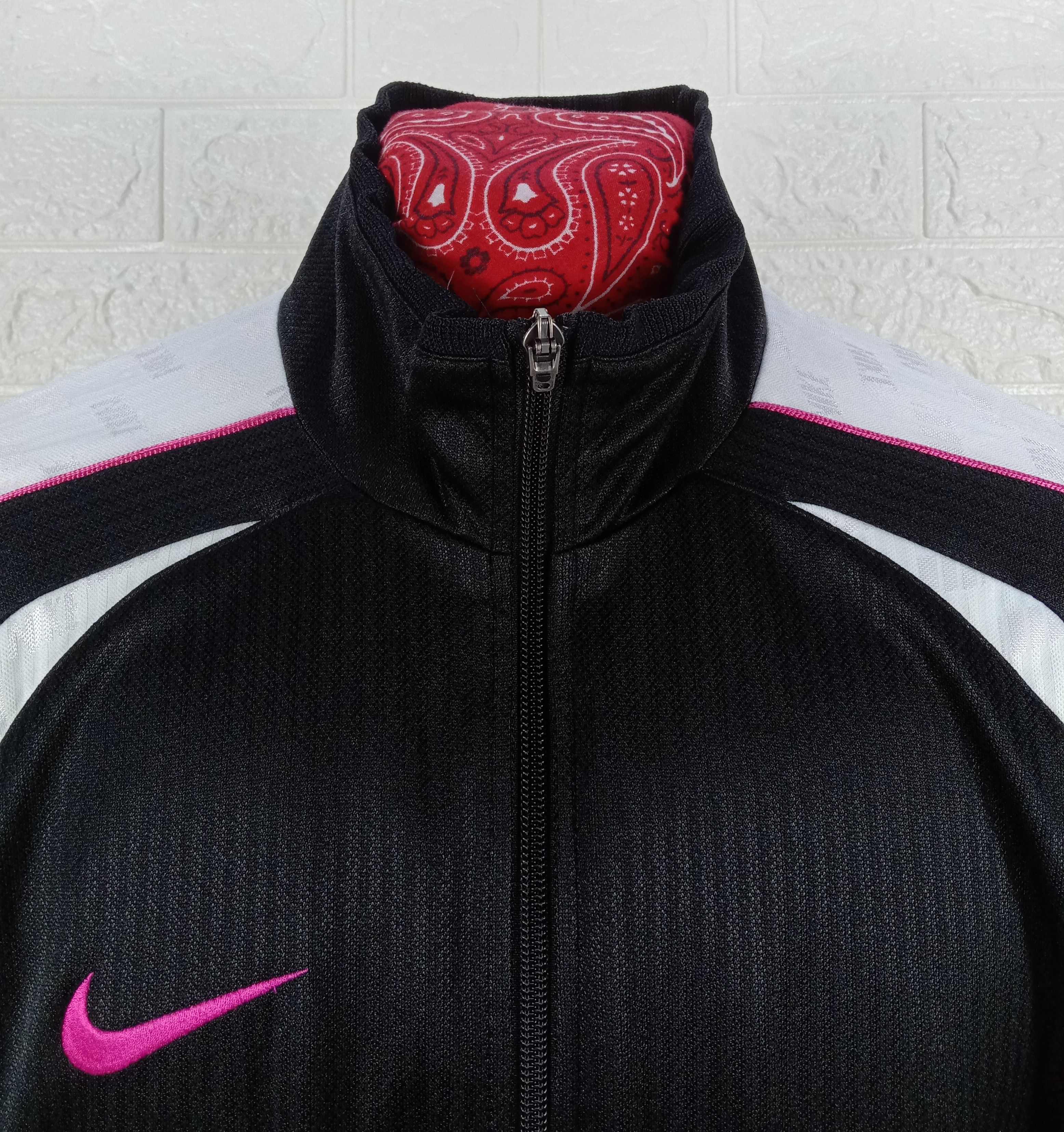 Nike Vintage Nike Dry Fit Sportwear Size US XL / EU 56 / 4 - 5 Thumbnail