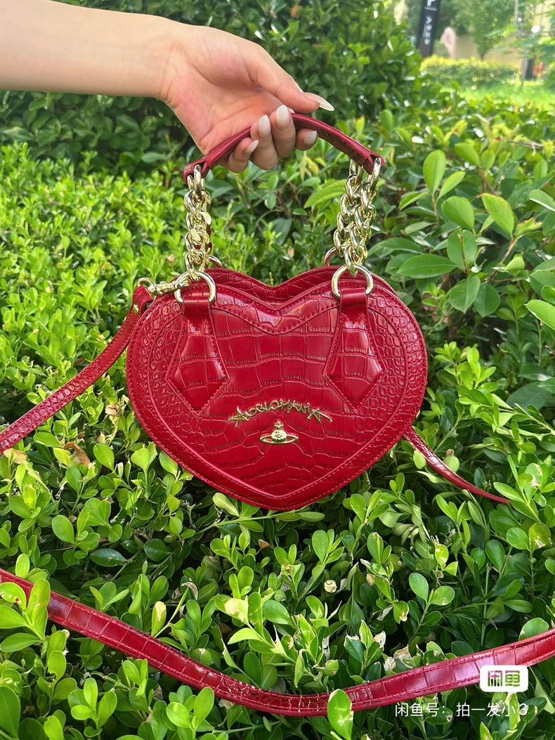 Vivienne Westwood Vivienne Westwood Crocodile pattern red heart handbag Size ONE SIZE - 3 Thumbnail