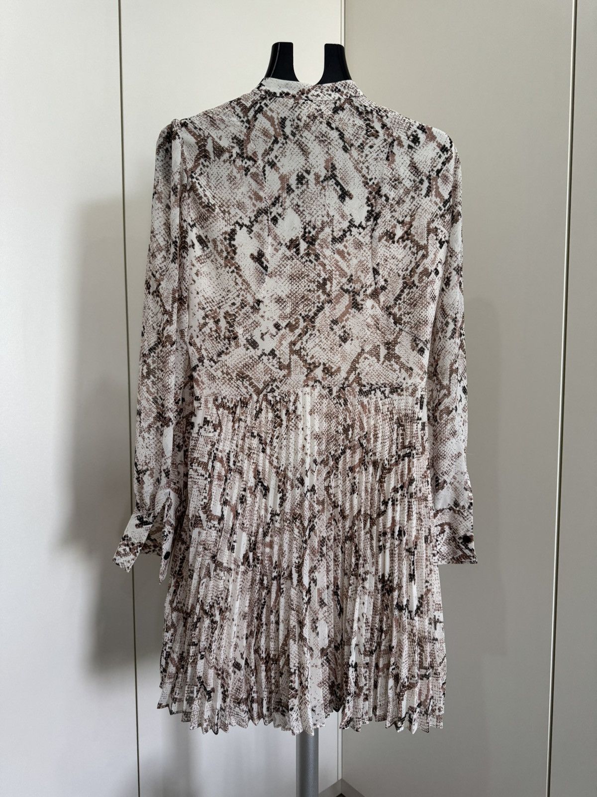 Karen Millen Vintage Karen Millen Snake Dress Size S / US 4 / IT 40 - 2 Thumbnail